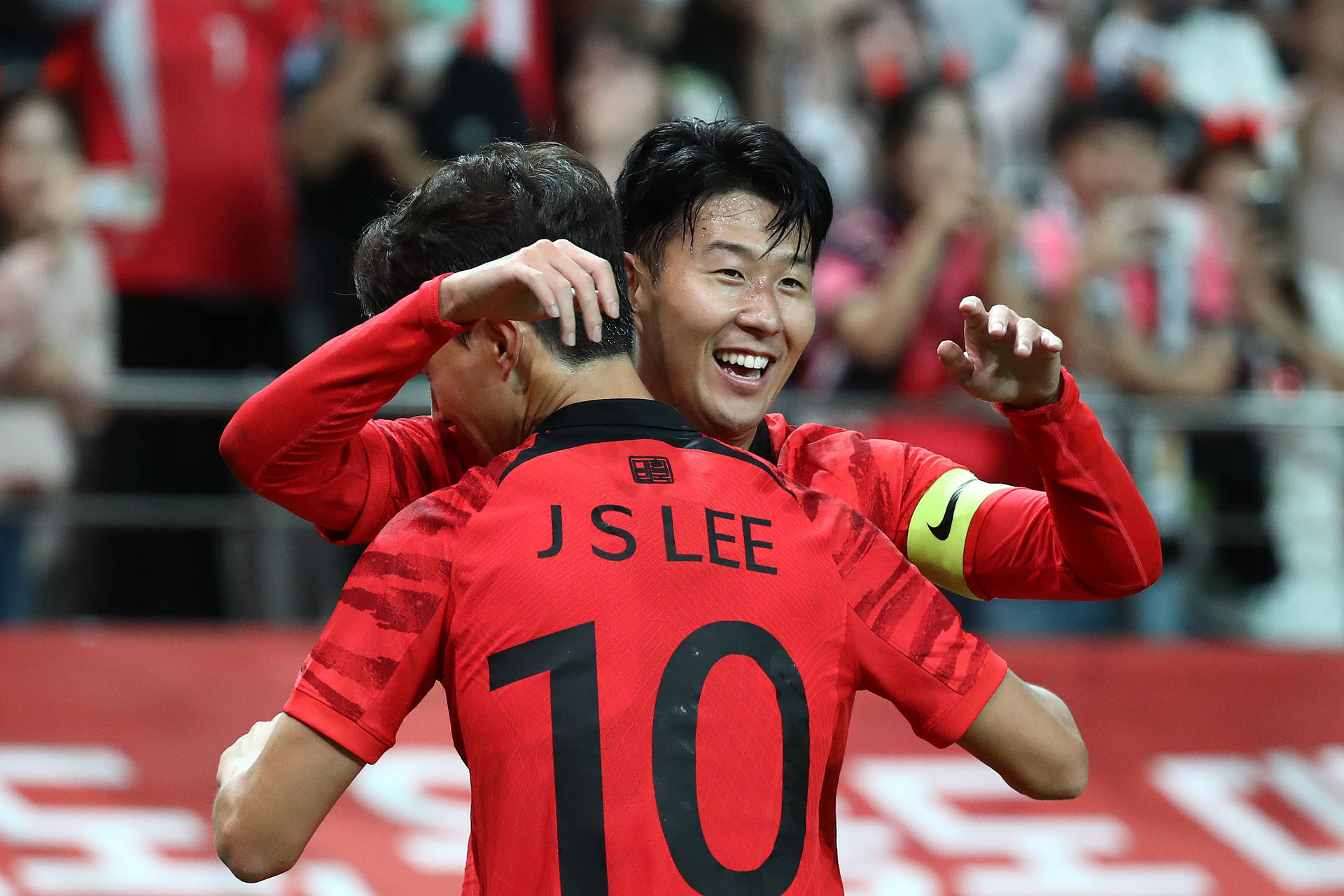 Selecciónnacional De Fútbol De La República De Corea Heung Min Jae Sung Fondo de pantalla