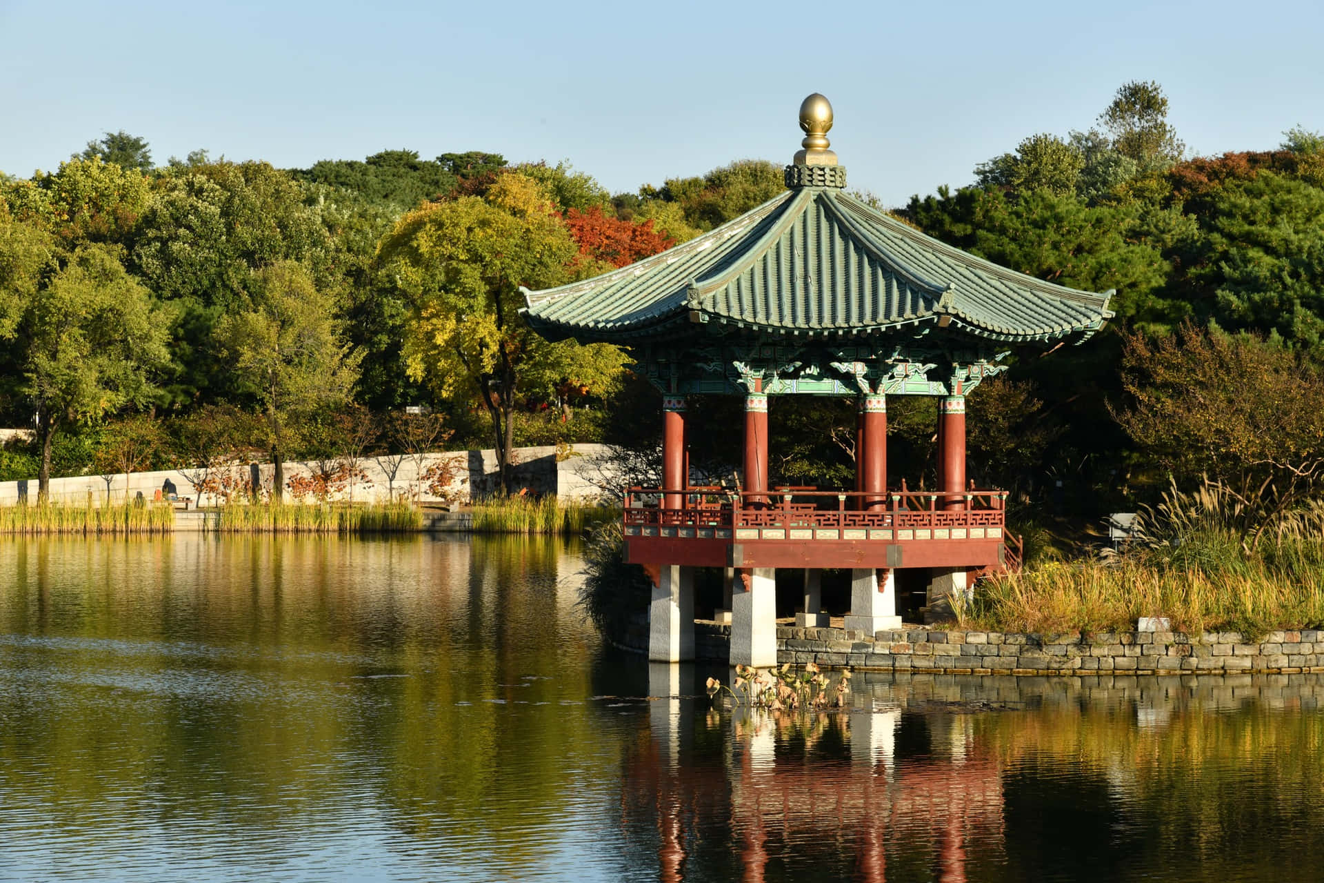 Korean Pavilion Autumn Reflection Wallpaper