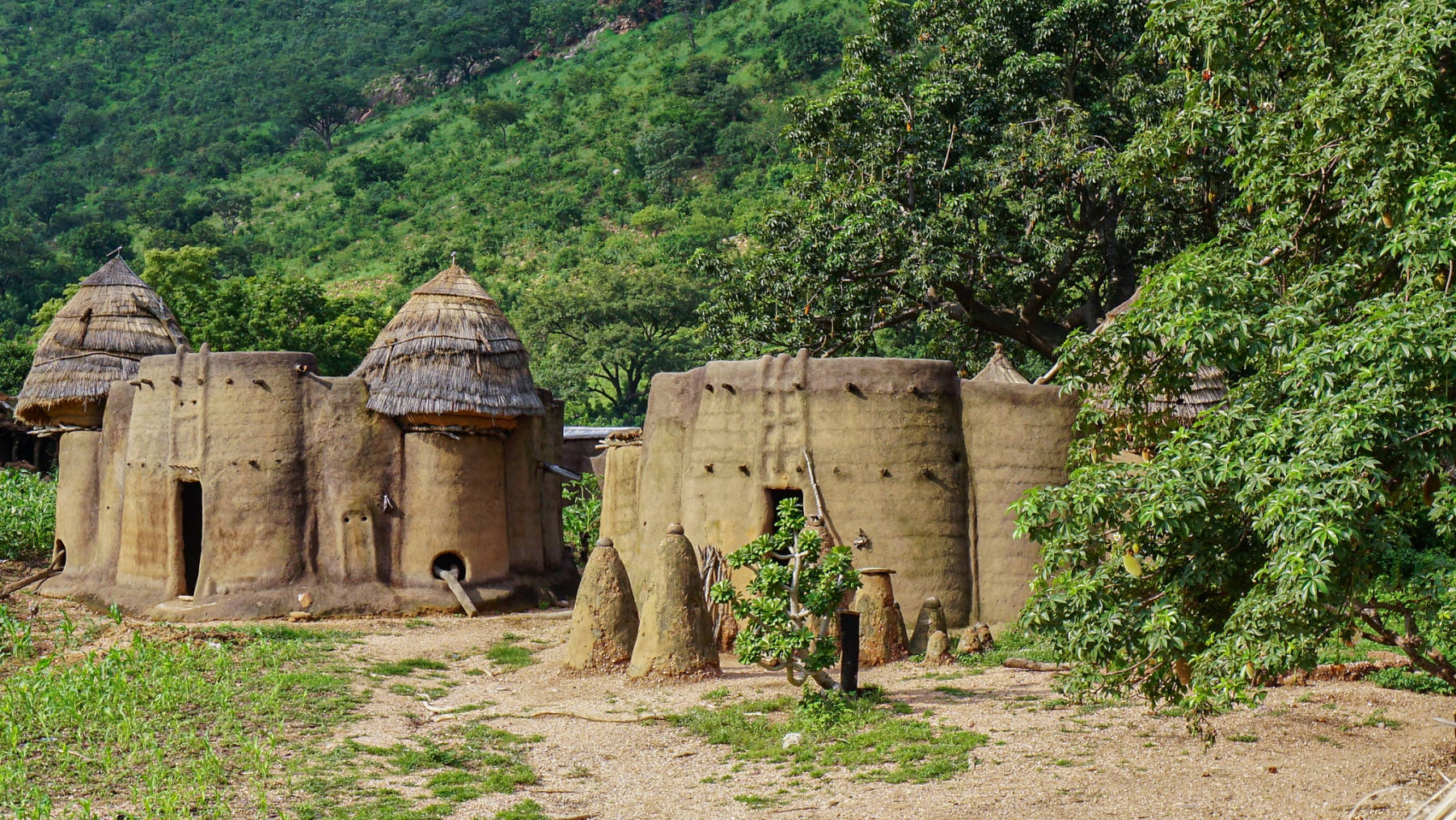 Koutammakou,la Tierra De Los Batammariba En Togo. Fondo de pantalla