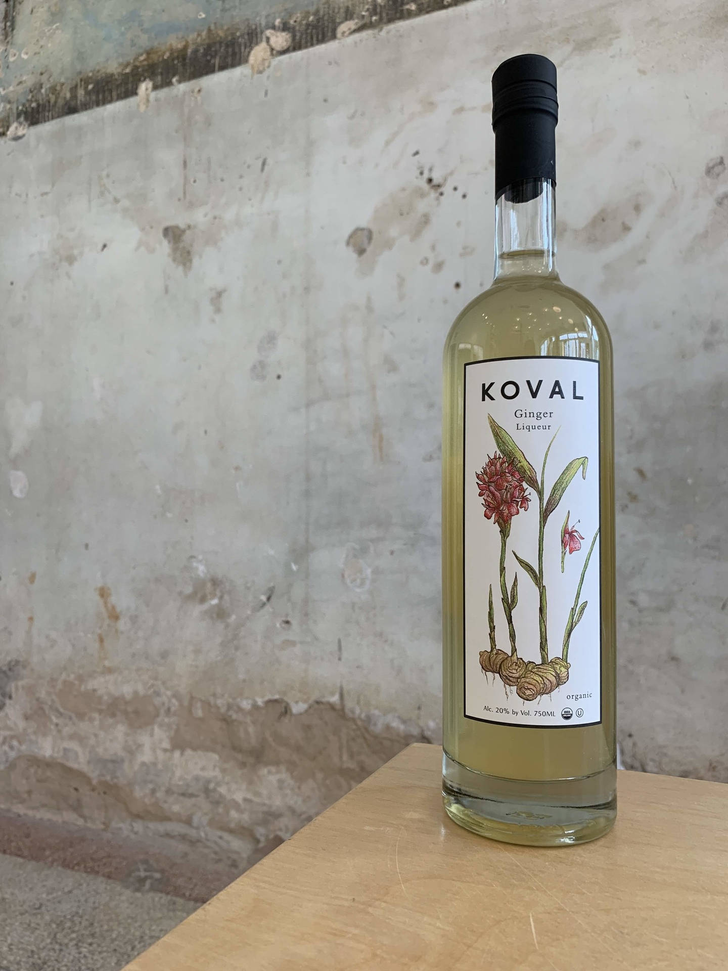 Koval Ginger Liqueur At The Table Wallpaper