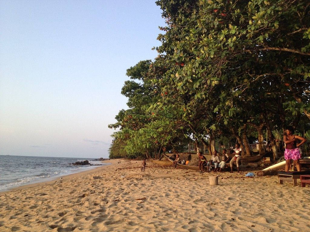 Kribi The Home Of Paradise In Cameroon Wallpaper