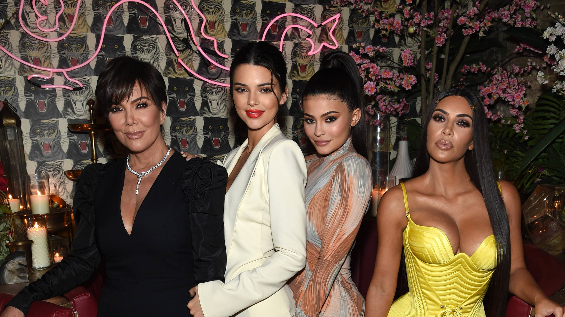Kris Jenner With Three Daughters Wallpaper