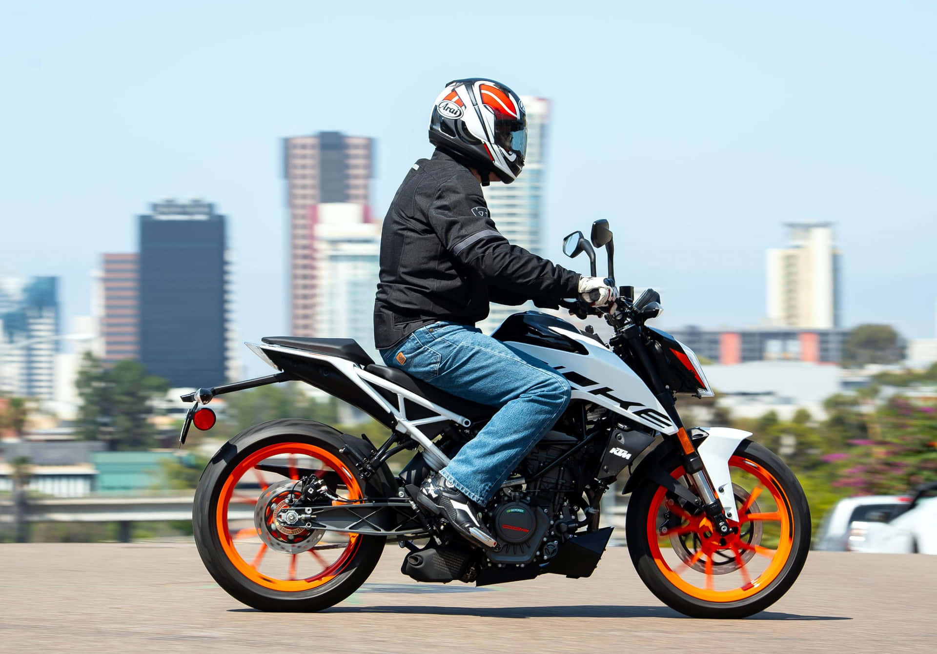 A Bold Look for a Powerful Ride: The KTM Duke