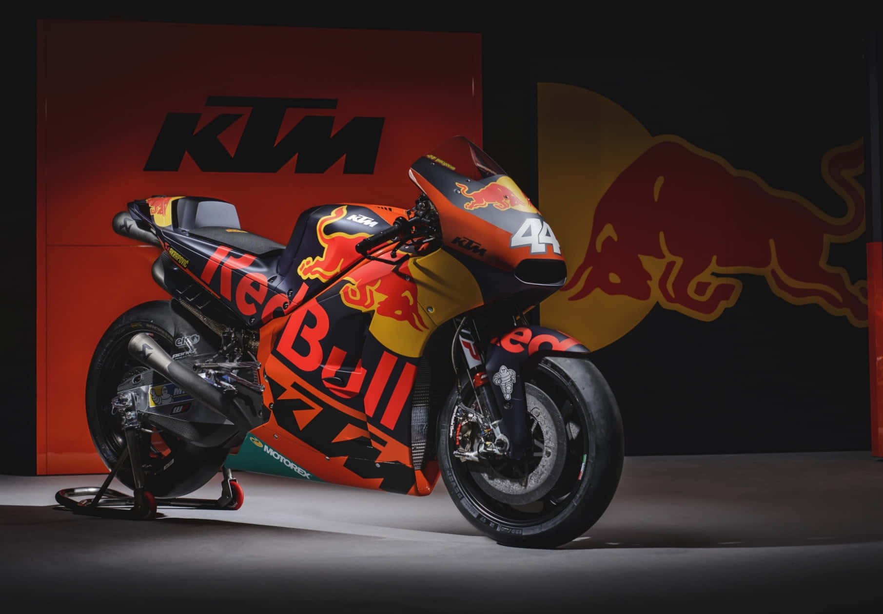 MotoGP Ktm Billeder: Se smukke motorcykel billeder fra MotoGP KTM.