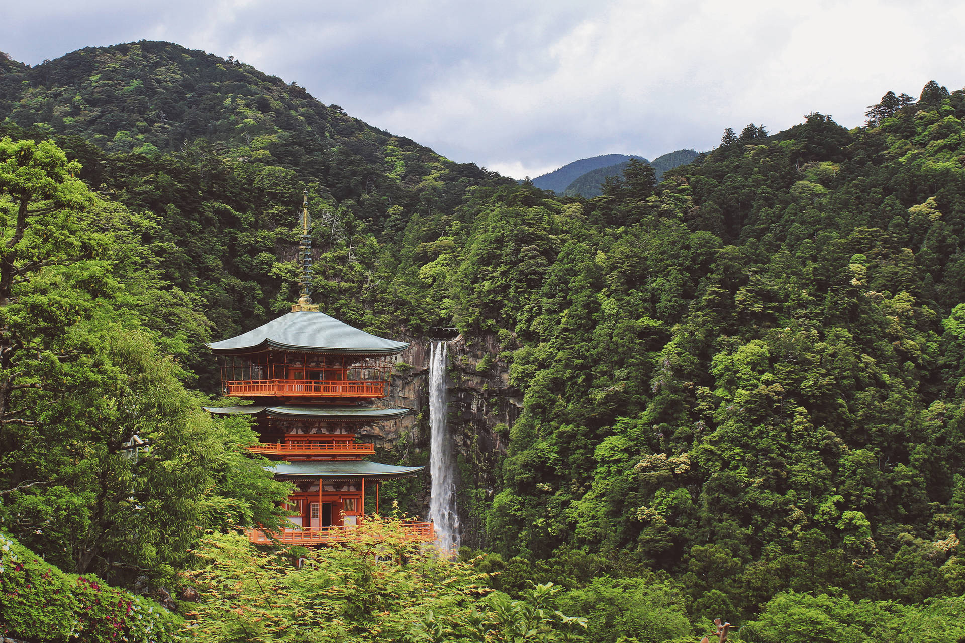 Kumano Nachi Falls Japan Picture