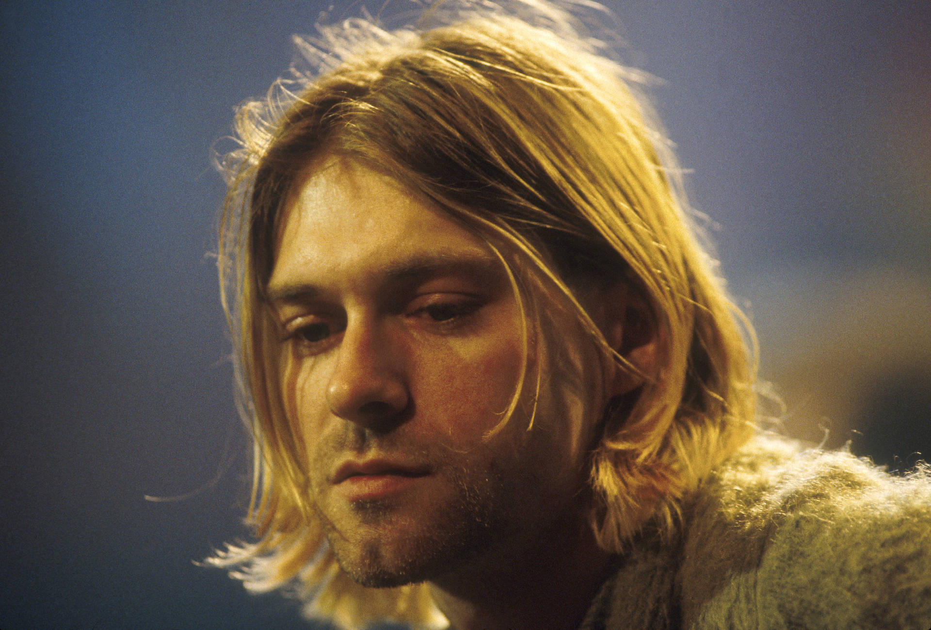 Kurt Cobain Close-Up Koncert Tapet: Wallpaper