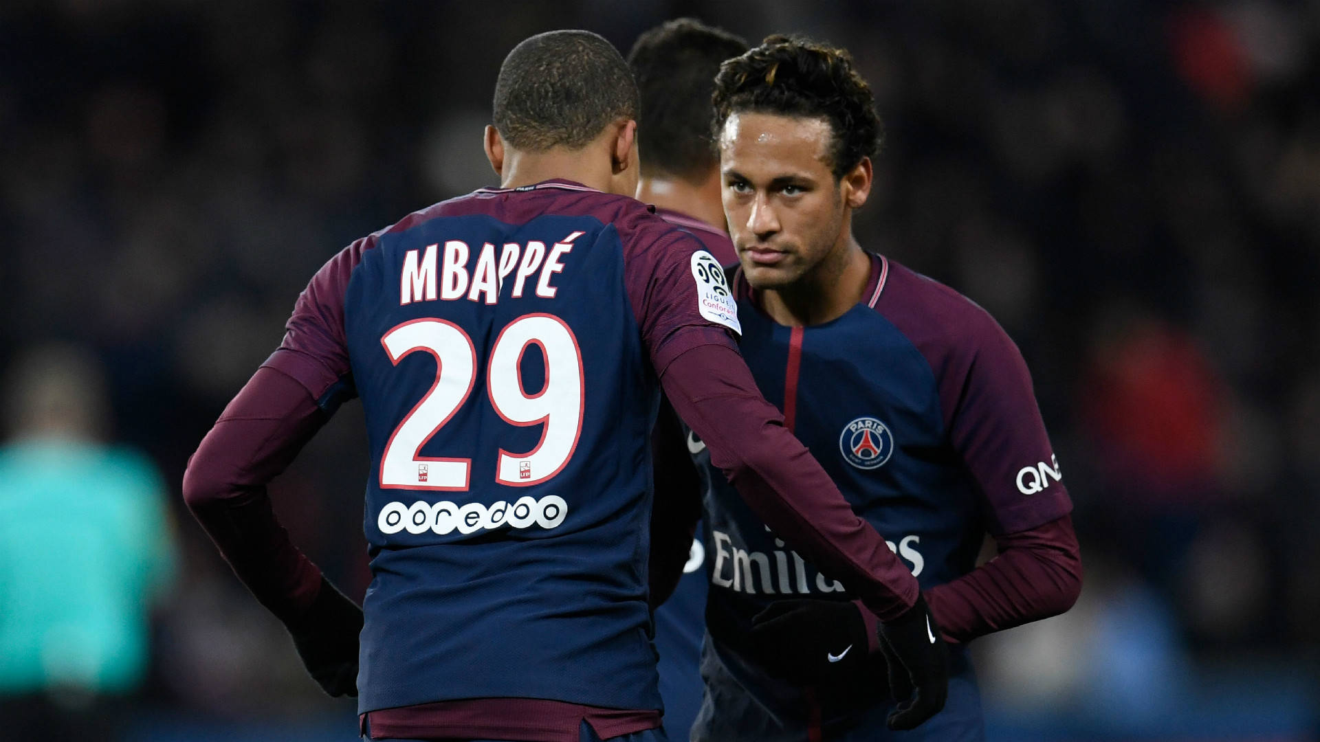 Kylianmbappé Y Neymar Se Juntan Fondo de pantalla