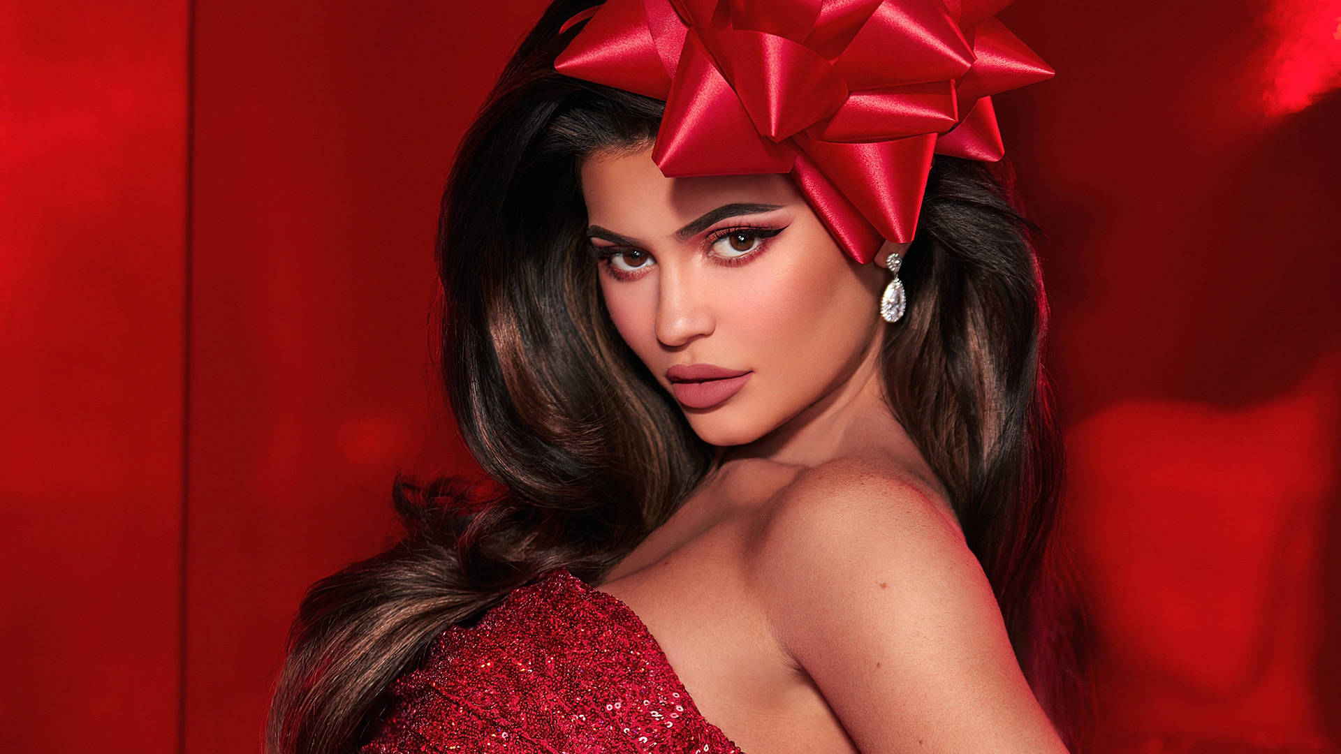 Kylie Jenner In Red Dress Wallpaper