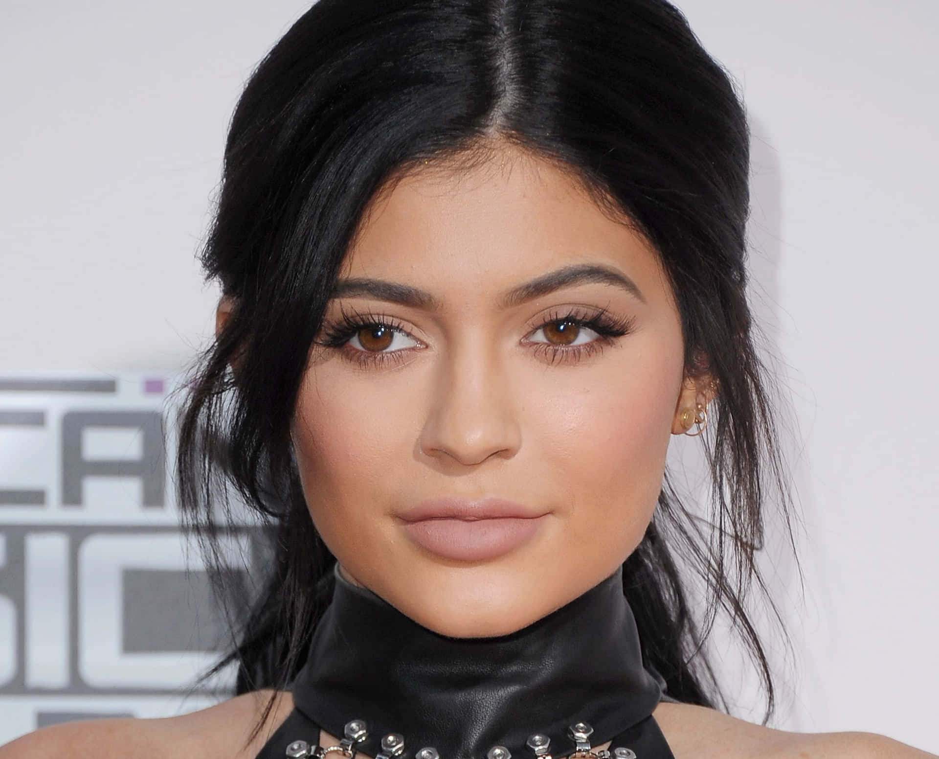 Kylie Jenner At The American Music Awards