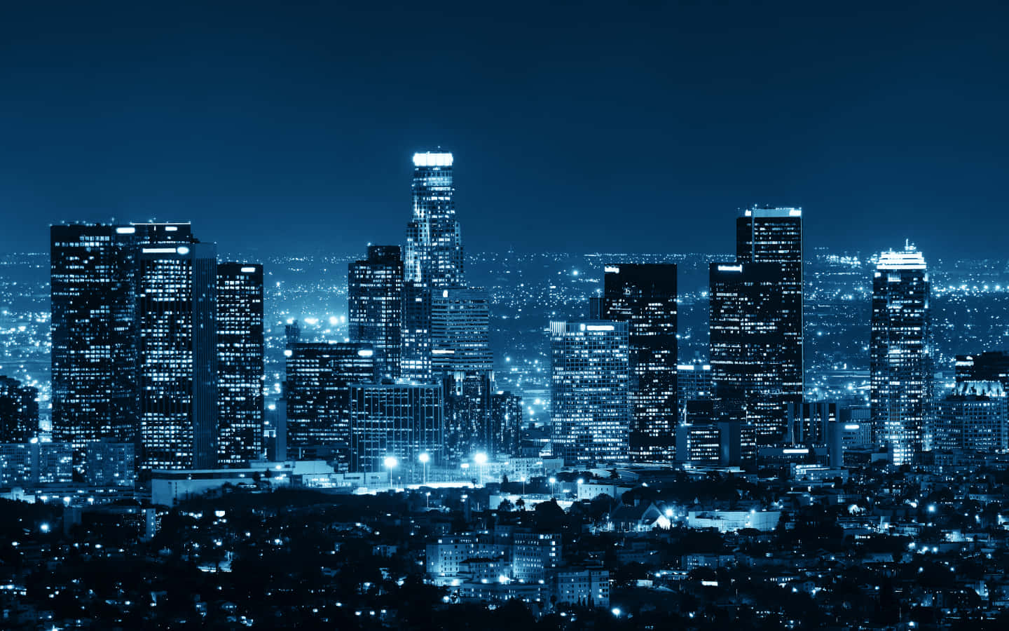 Download Los Angeles skyline during the day | Wallpapers.com