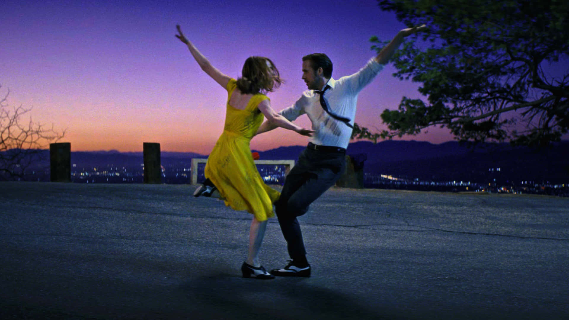 La La Land Dancing During Sunset 4k Wallpaper