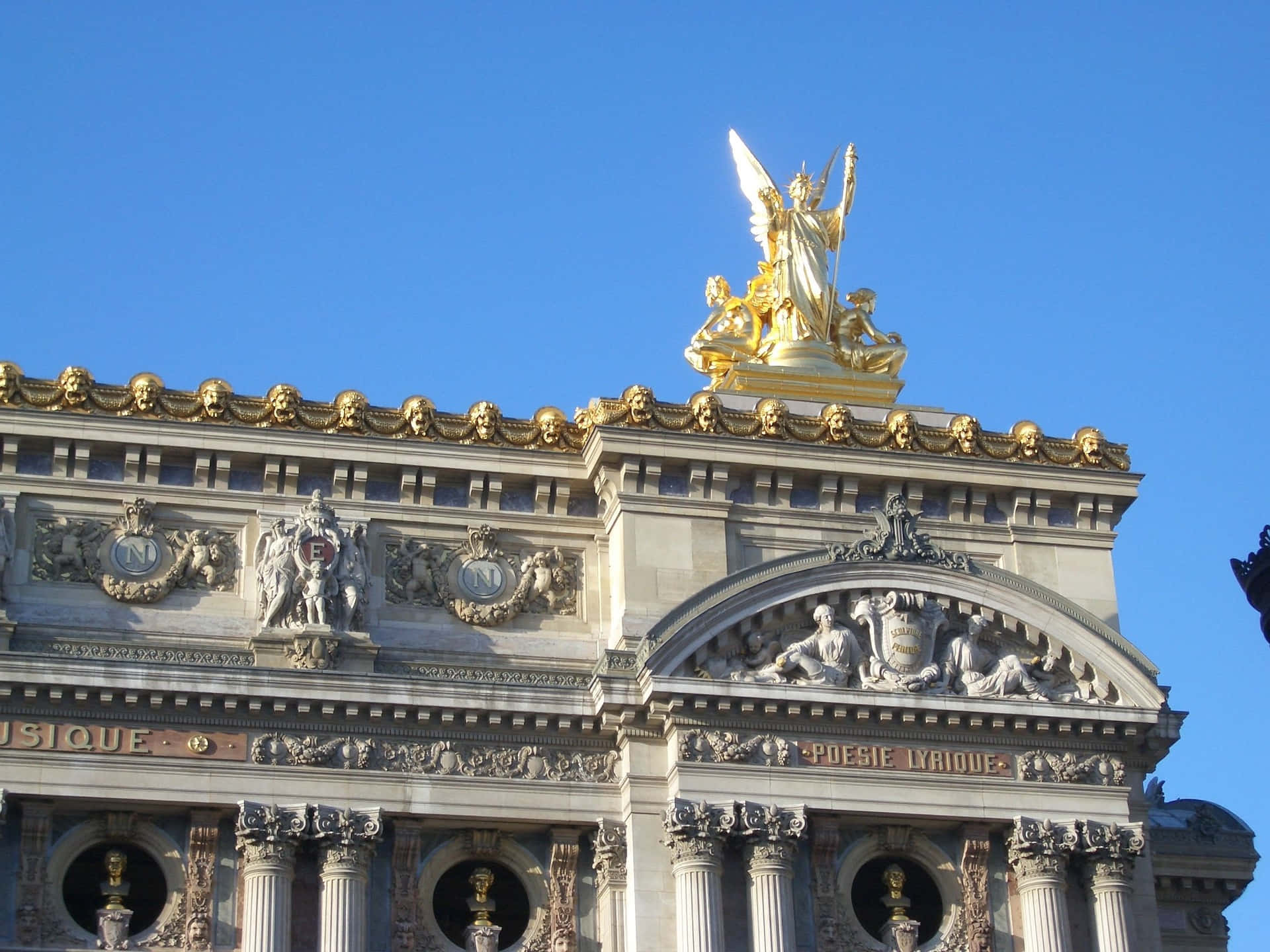 Lapoesía En La Ópera De París Fondo de pantalla