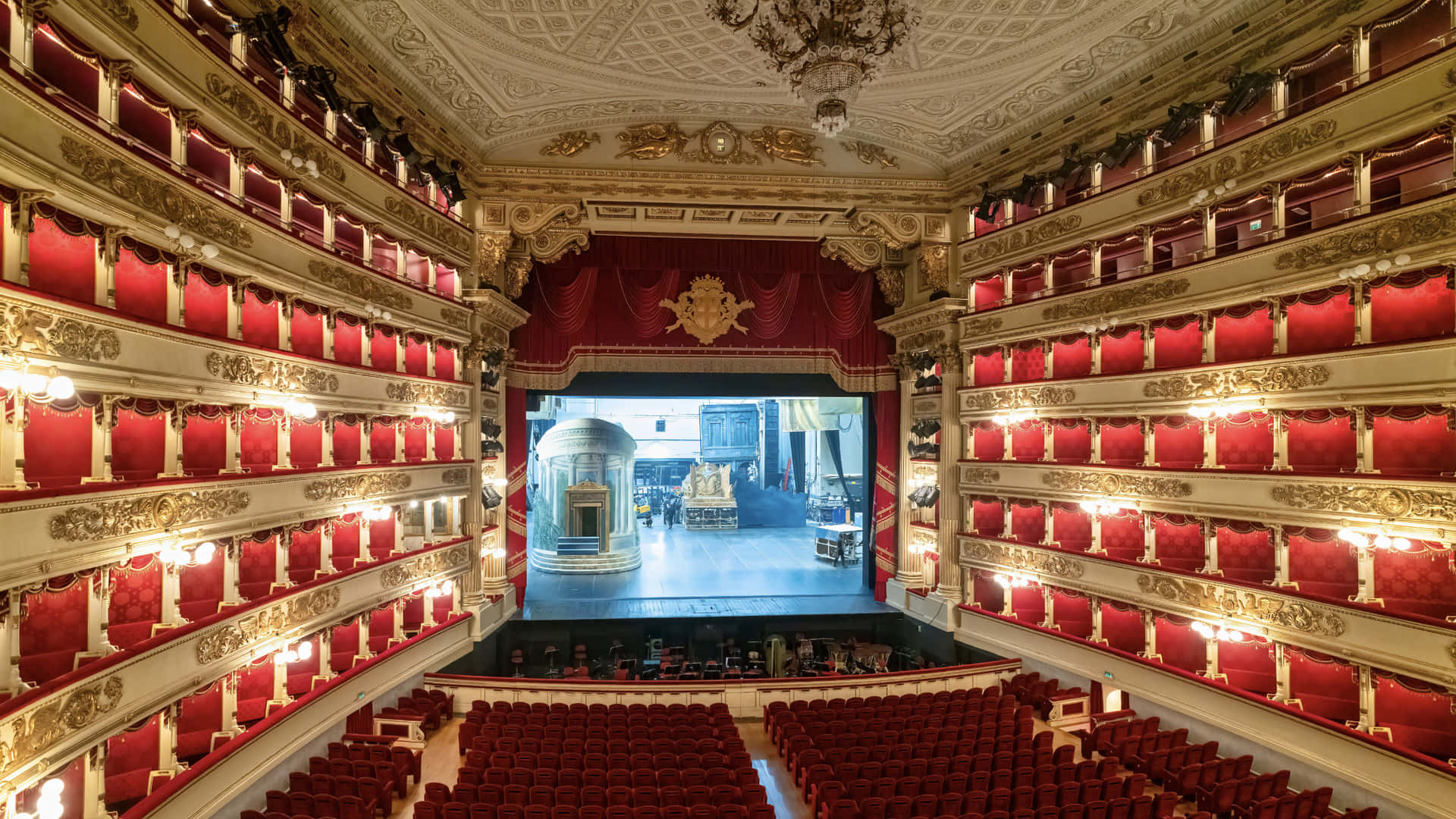 Laópera De La Scala Desde El Interior Fondo de pantalla