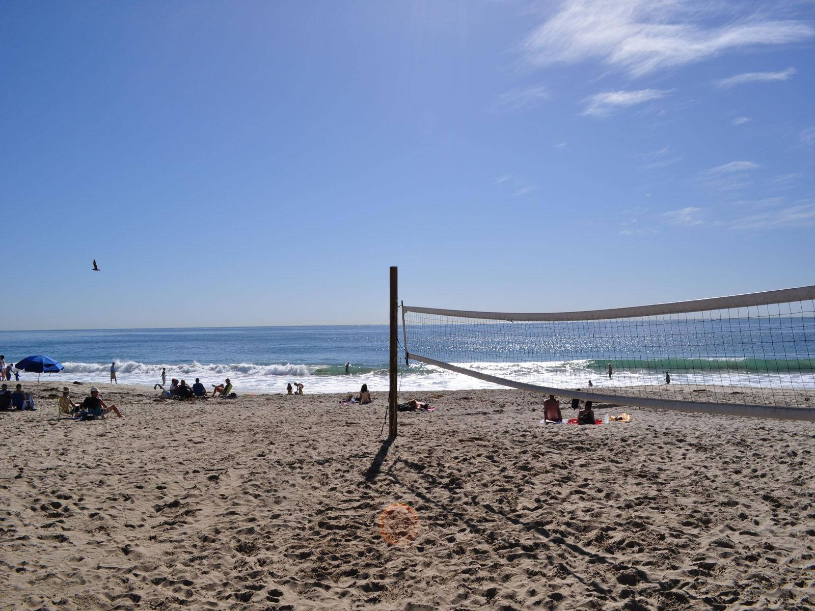 Lagune Beach Volleyball Net Californien Dun Scenisk Wallpaper