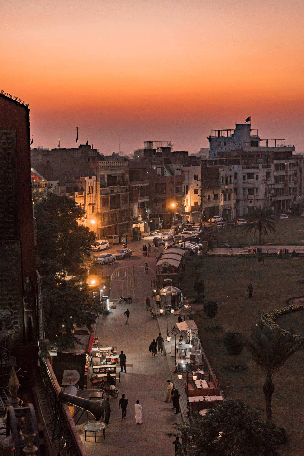 Callesde Lahore Al Anochecer Fondo de pantalla