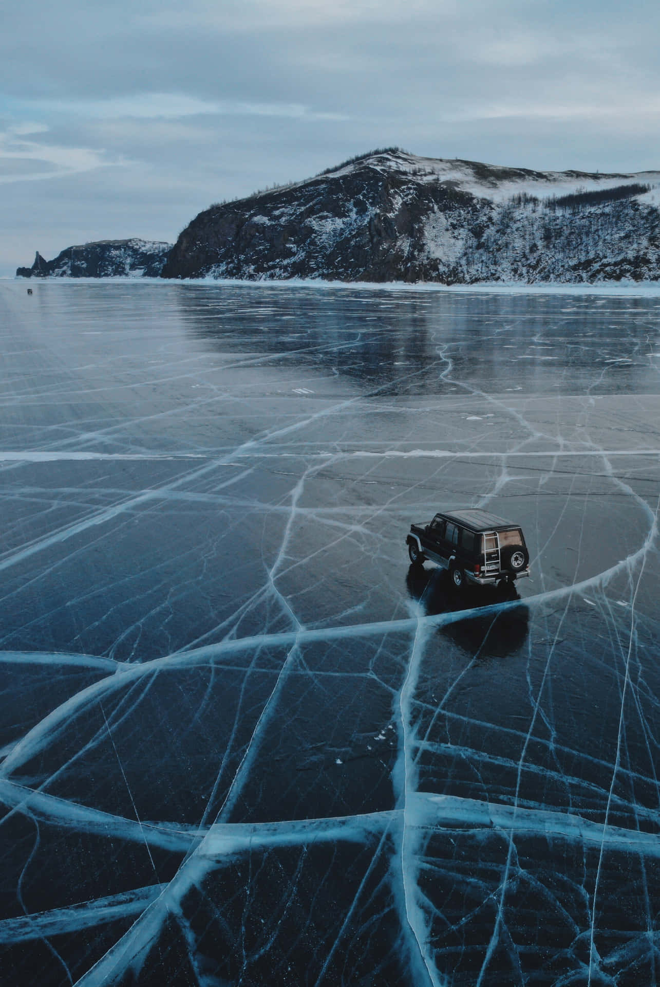 Lake Baikal Car Driving Frozen Lake Wallpaper