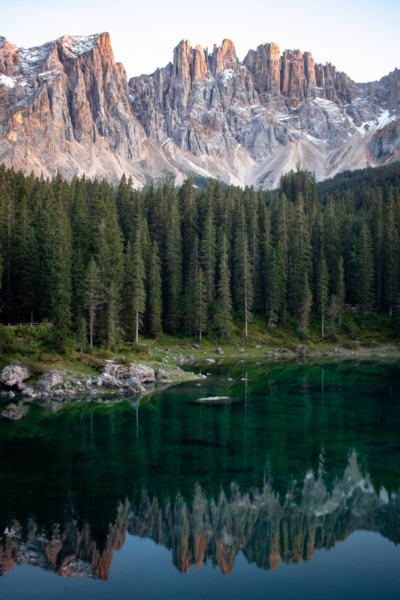 Lakecarezza Italien Landschaft Bildschirmschoner Wallpaper