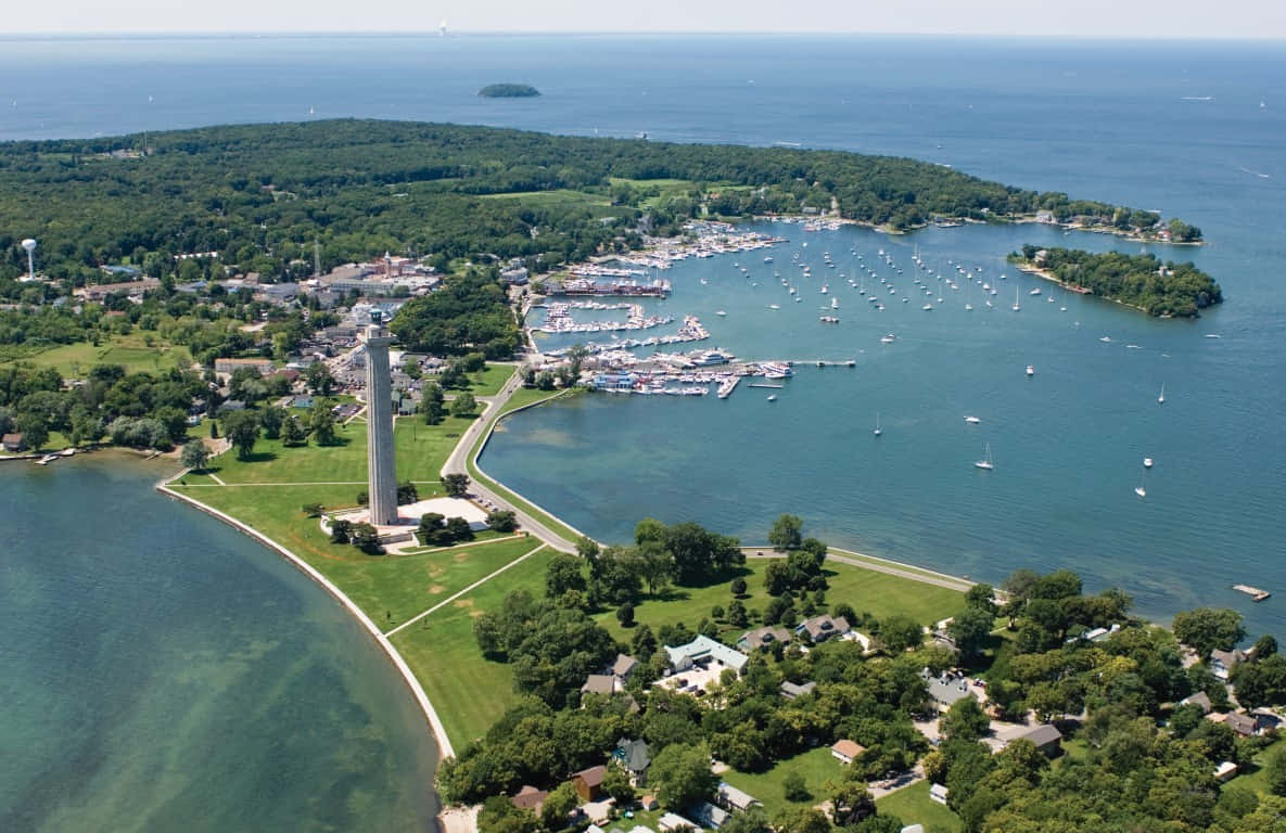 Enjoy a peaceful getaway along the banks of Lake Erie