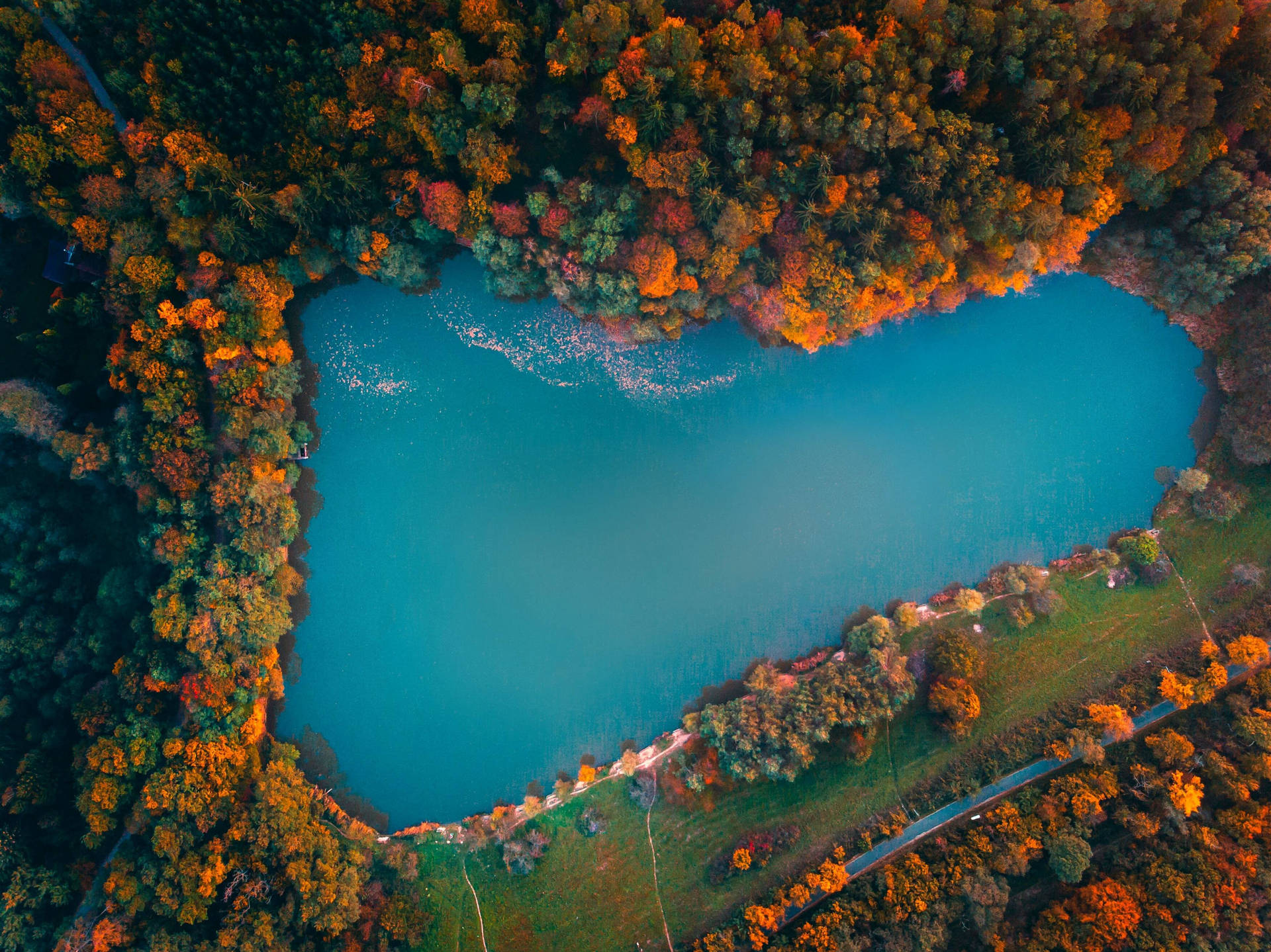 Lago In Ungheria Sfondo