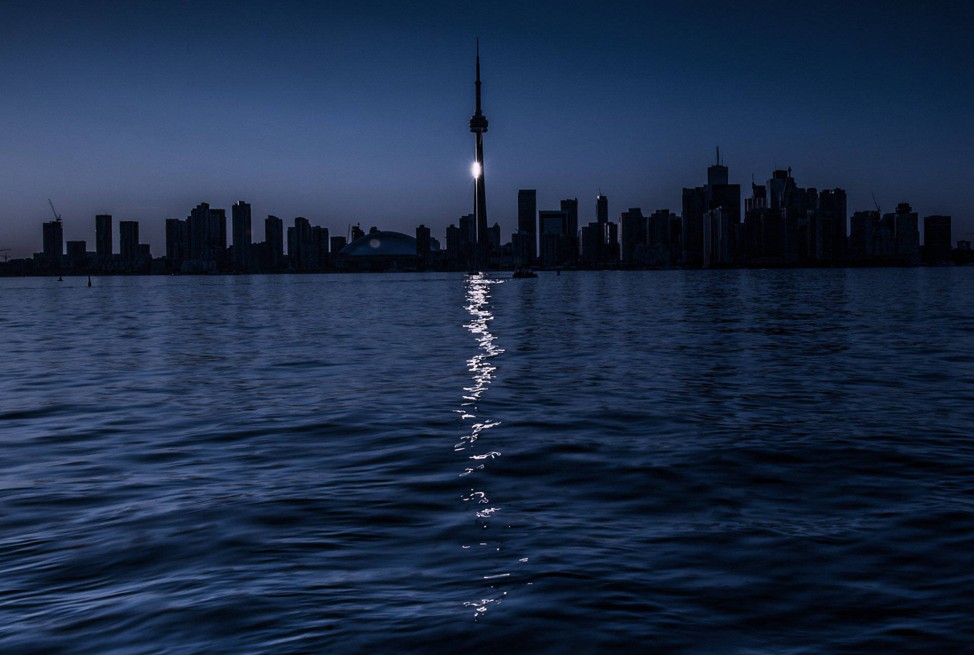 Lake Ontario Dark Photography