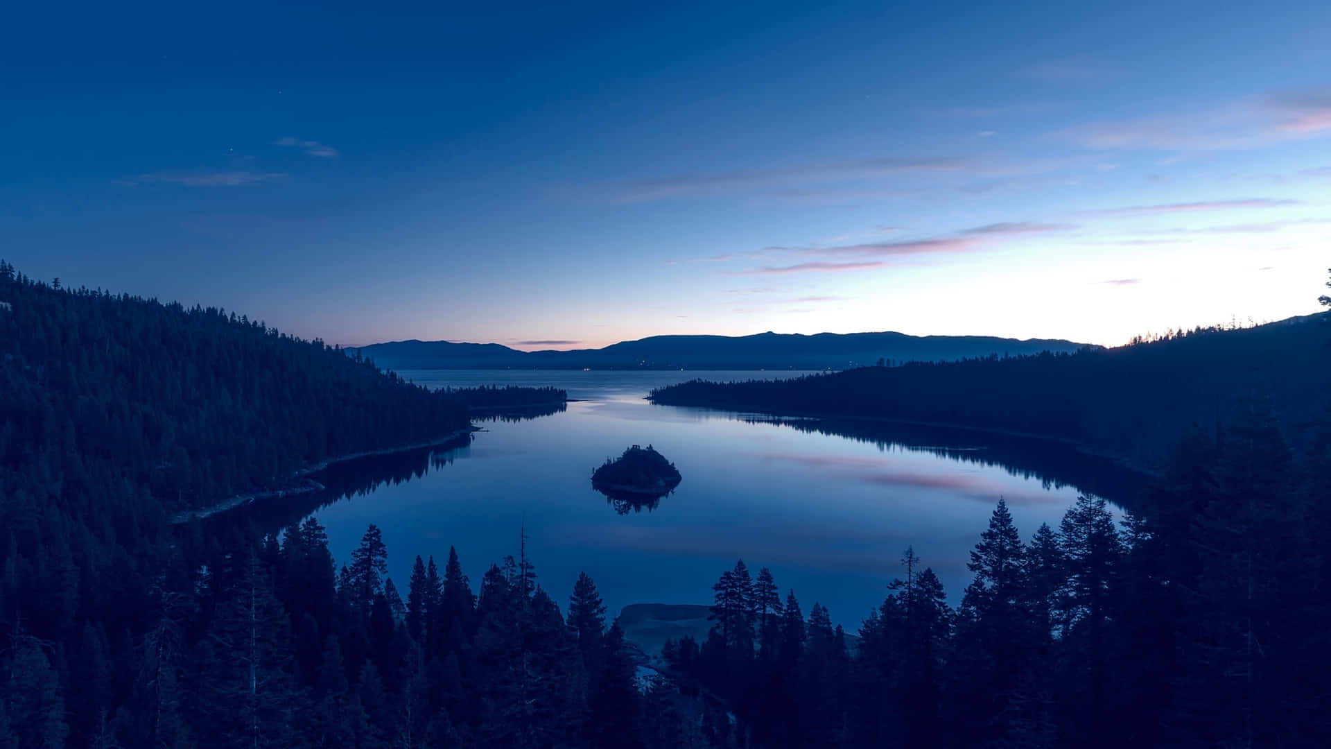 Feel the serenity of Lake Tahoe in 4k high definition Wallpaper