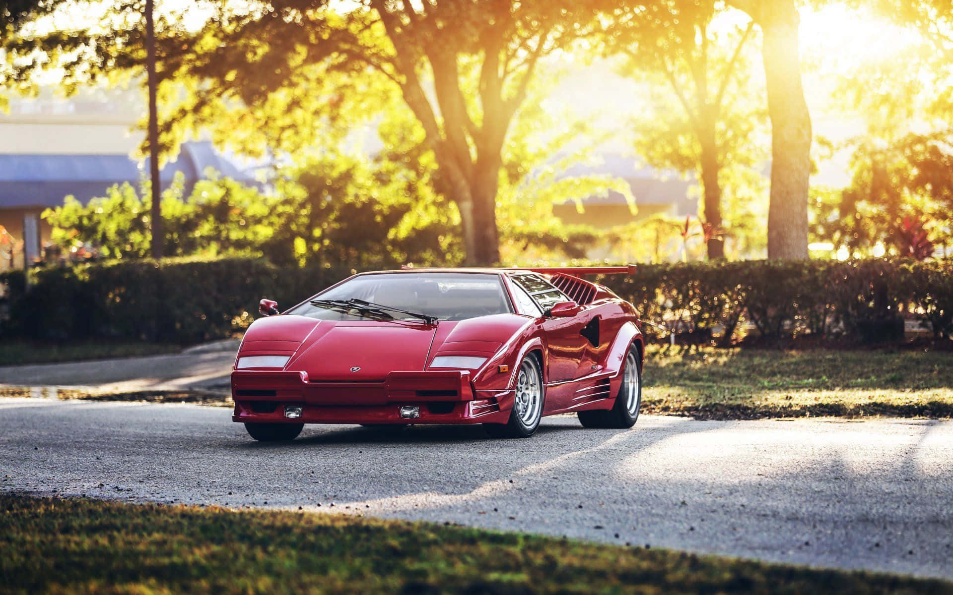 Experience Speed&Luxury with the Iconic Lamborghini Countach Wallpaper