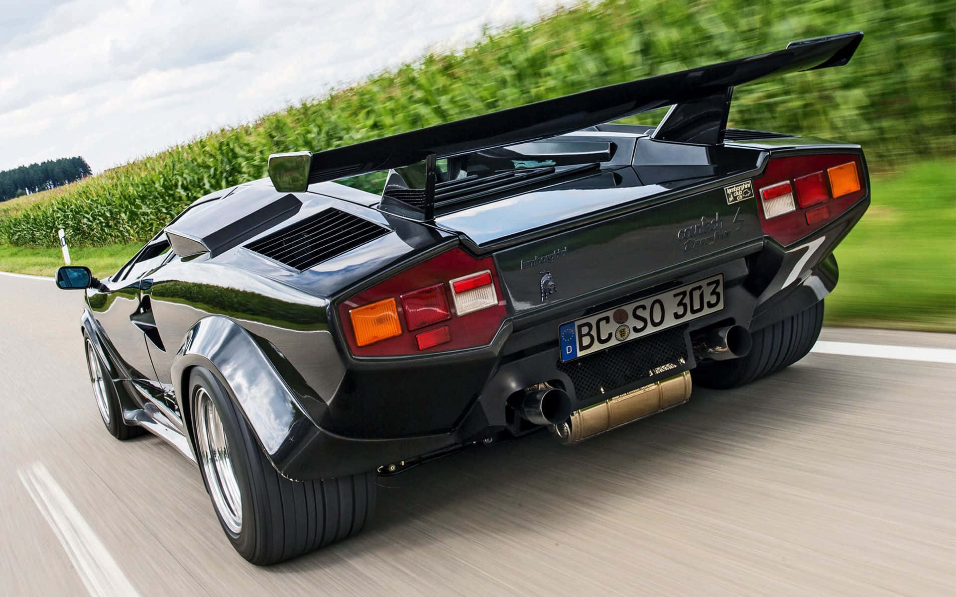 Lamborghini Countach Glows in the Night Wallpaper