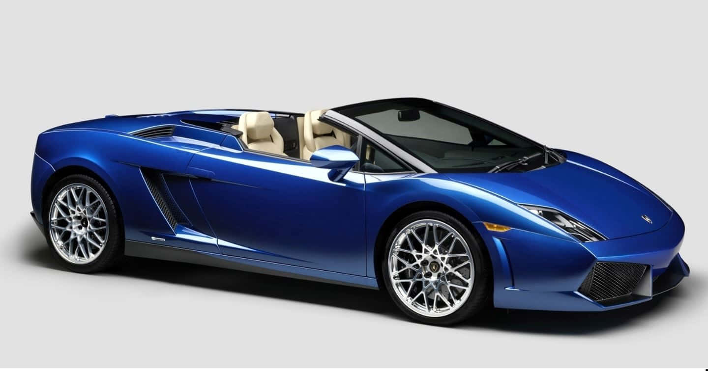 Elegantey Elegante Lamborghini Gallardo En La Carretera Fondo de pantalla