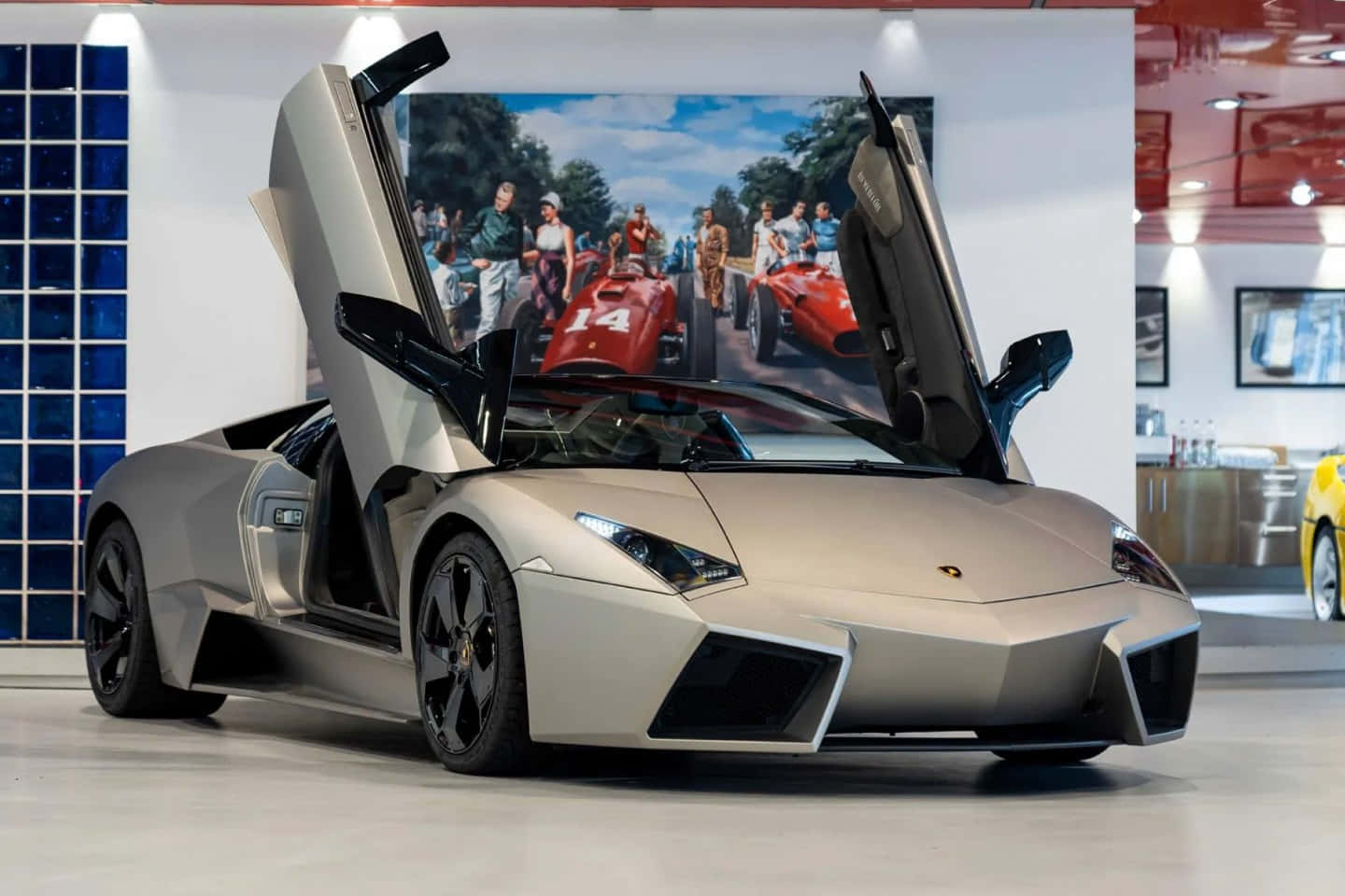 Lamborghini Reventón: Masterpiece of Design and Performance Wallpaper