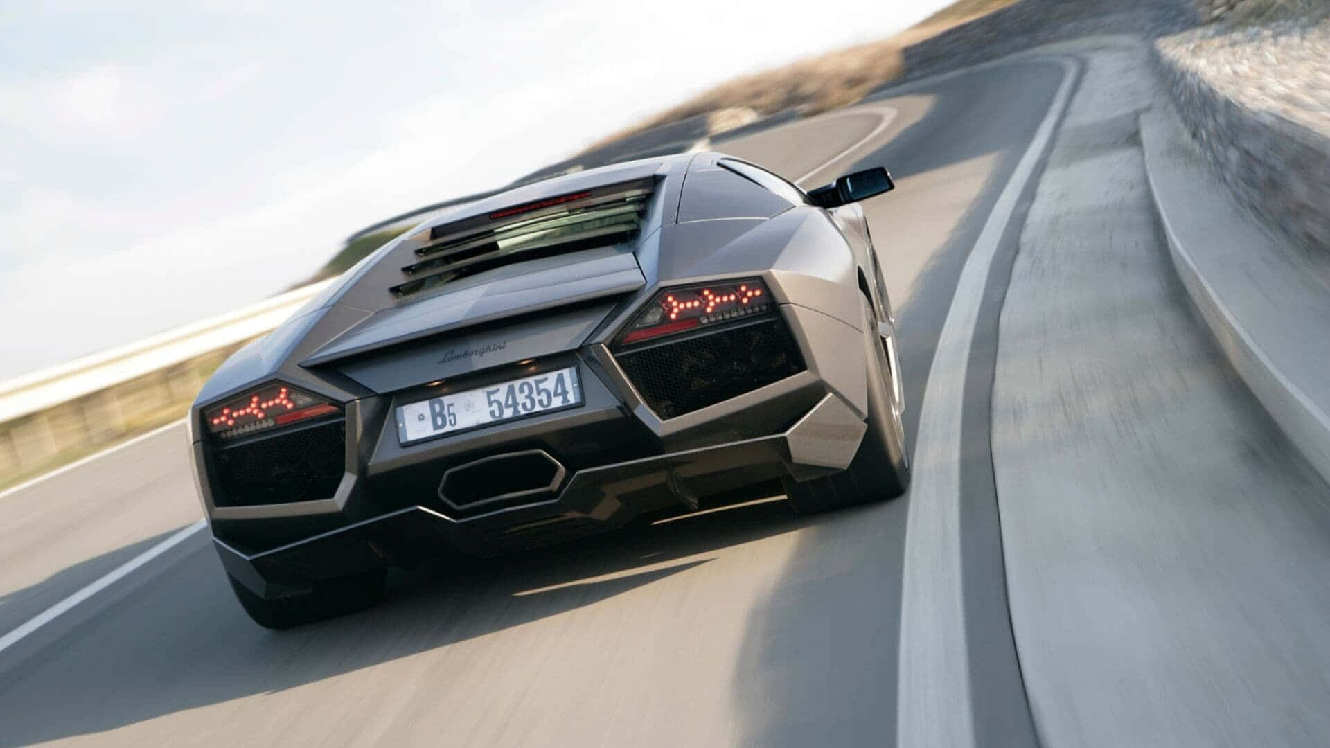 Elegantey Sofisticado Lamborghini Reventón Fondo de pantalla