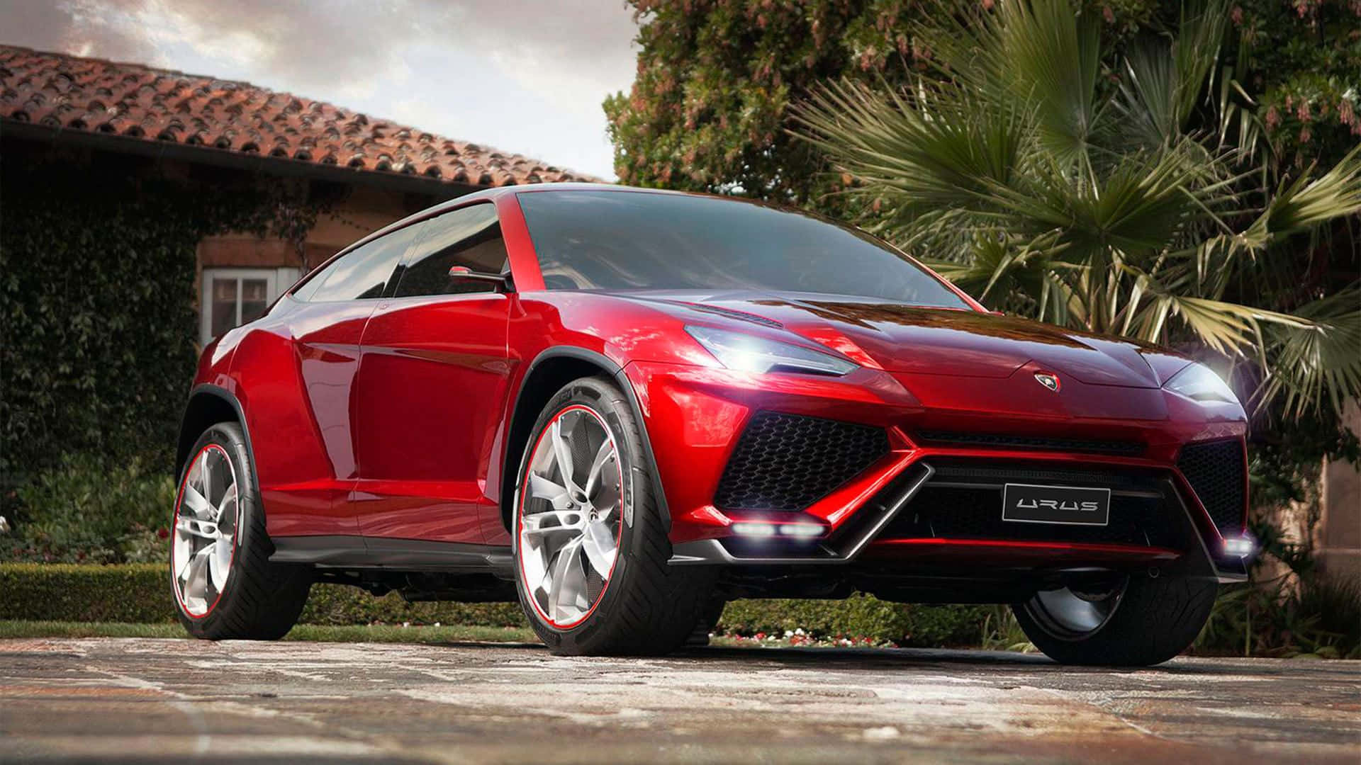 High-speed Luxury – The Lamborghini Urus Wallpaper