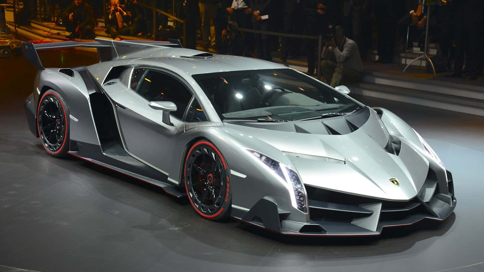 Unimpresionante Lamborghini Veneno En Todo Su Esplendor. Fondo de pantalla