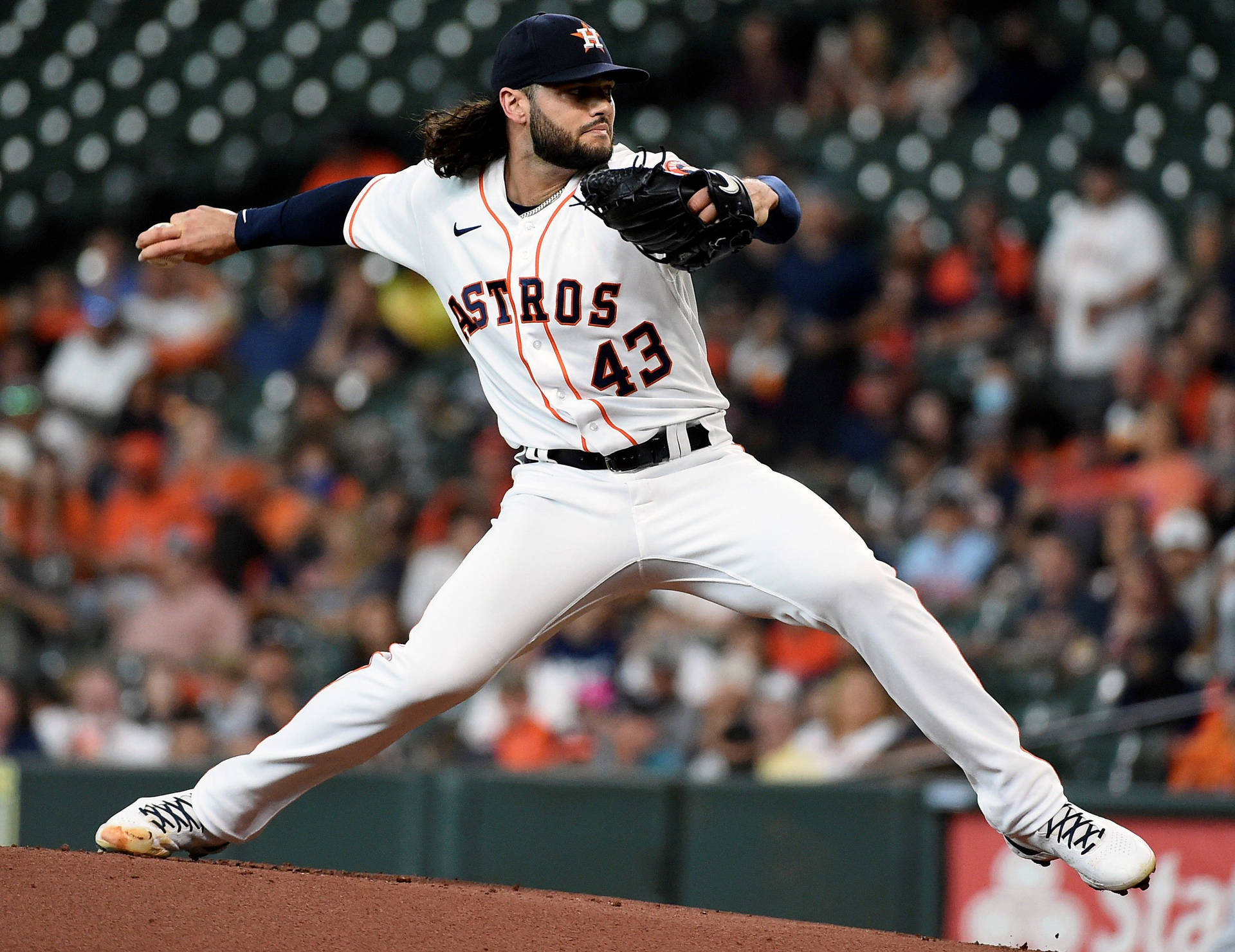 Lance Mccullers Jump Throw Wallpaper