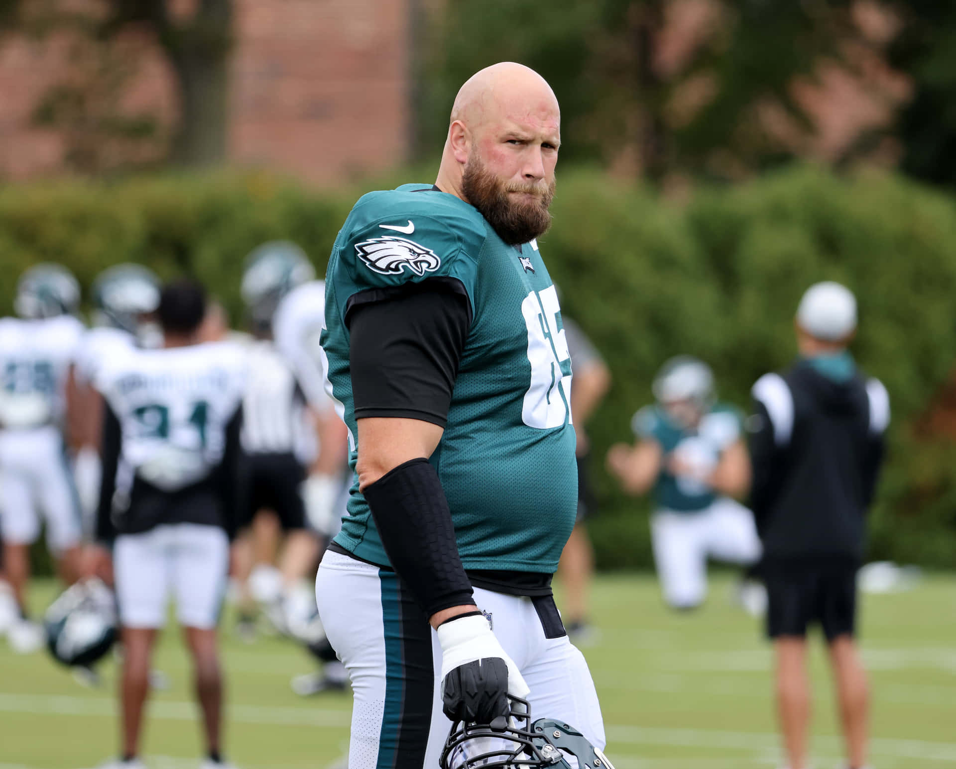 Lane Johnson Eagles Practice Field Wallpaper