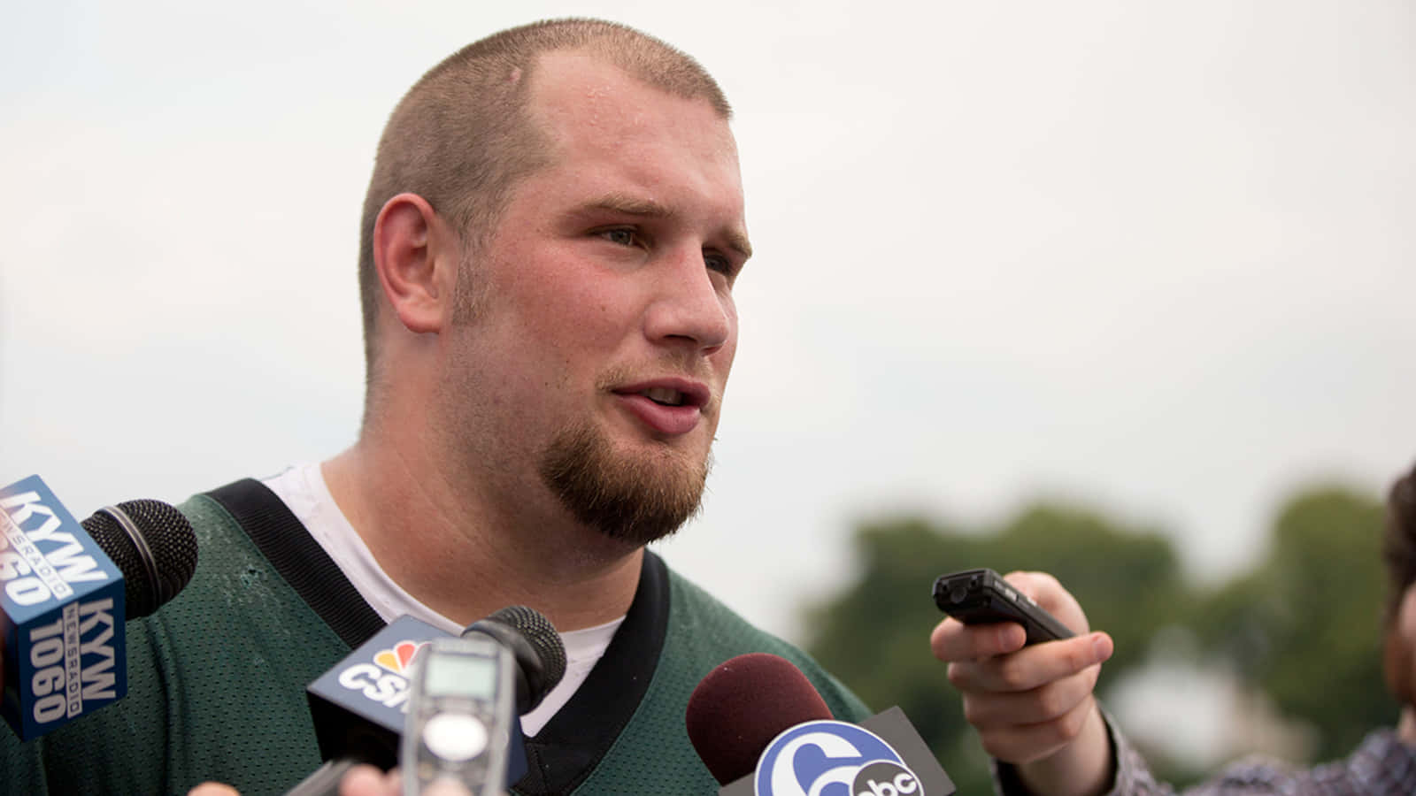 Lane Johnson Interview Outdoors Wallpaper