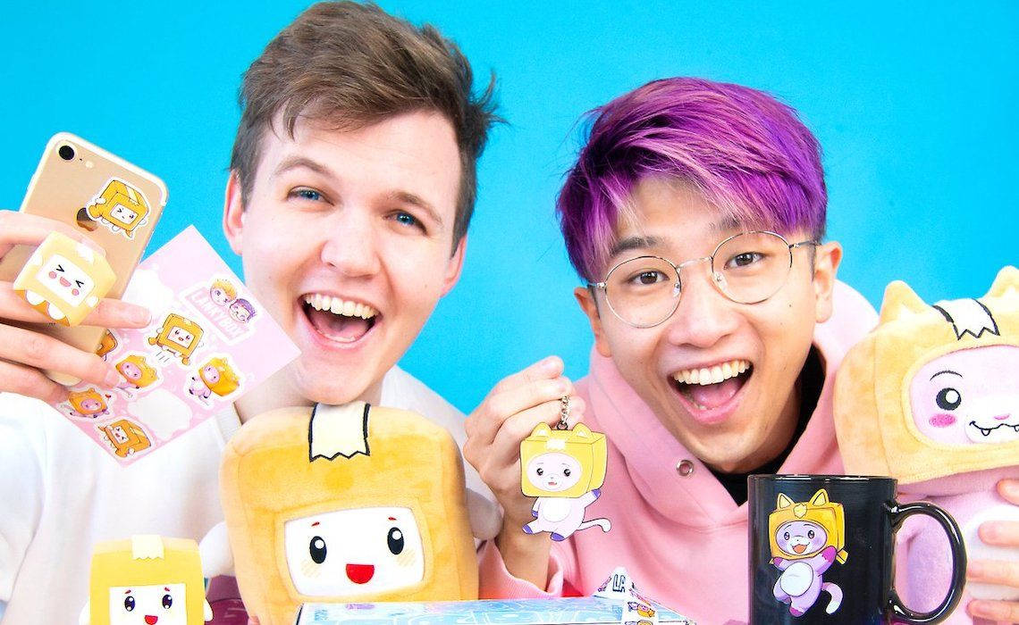 Lankybox Justin And Adam With Plushies