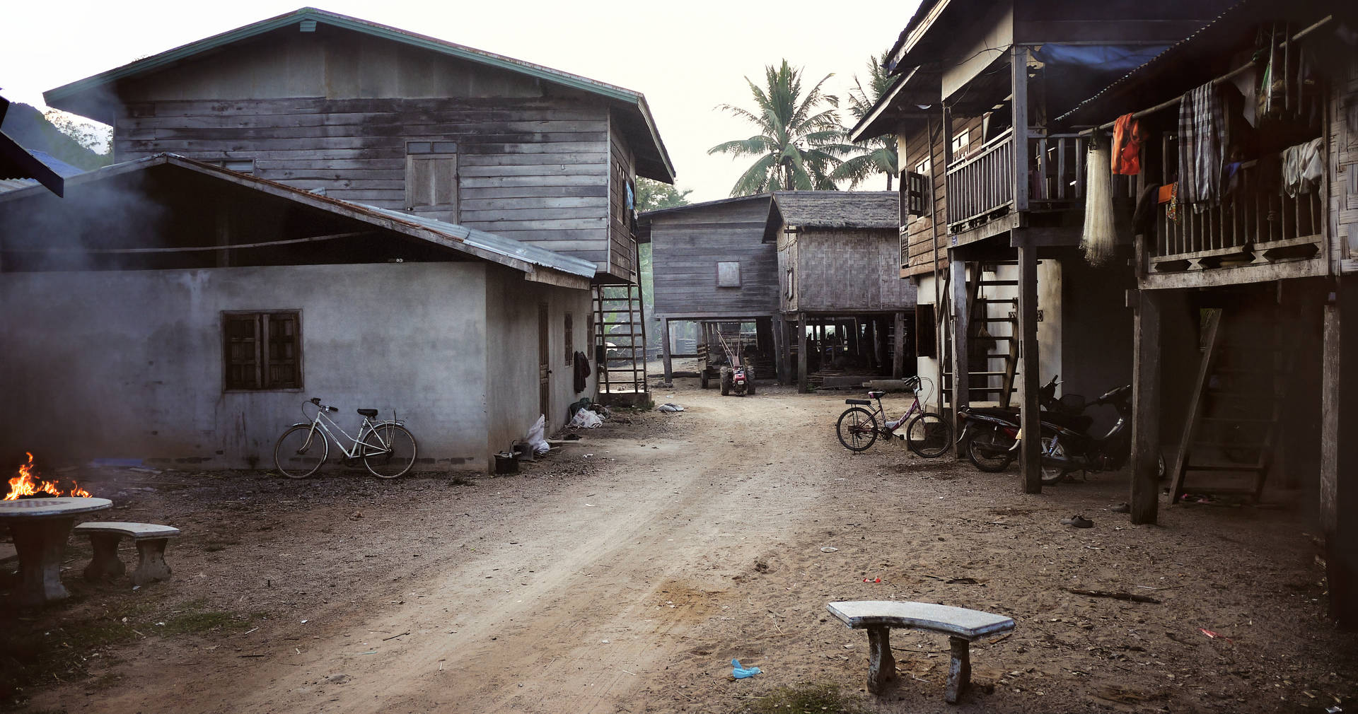 Laos Kong Lor Village
