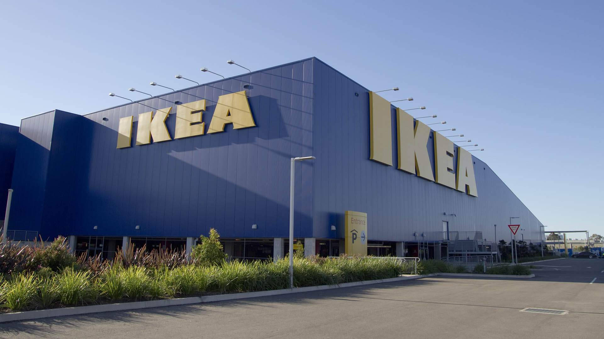 Store IKEA-bygning på baggrundsbilledet Wallpaper