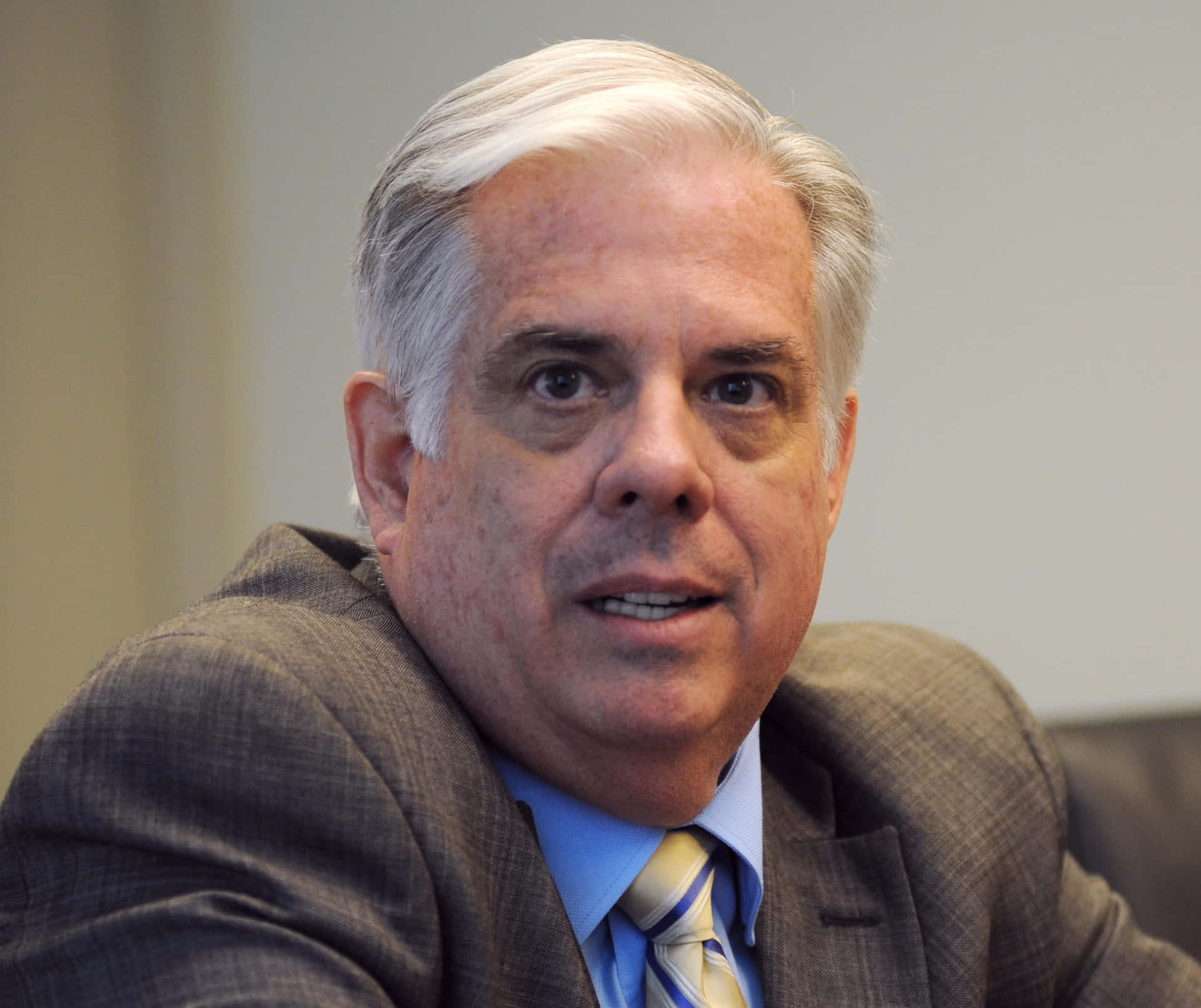 Larry Hogan Portrait Office Setting Wallpaper