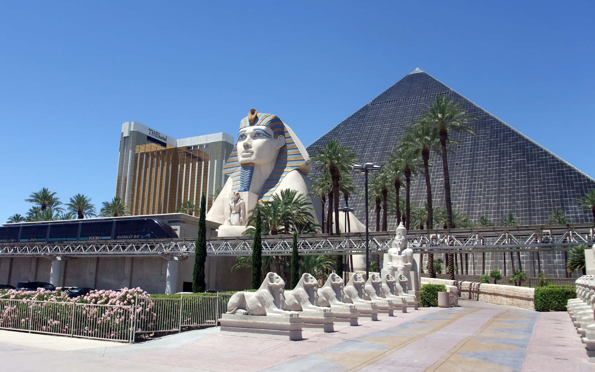 Las Vegas Luxor Hotel And Casino Wallpaper