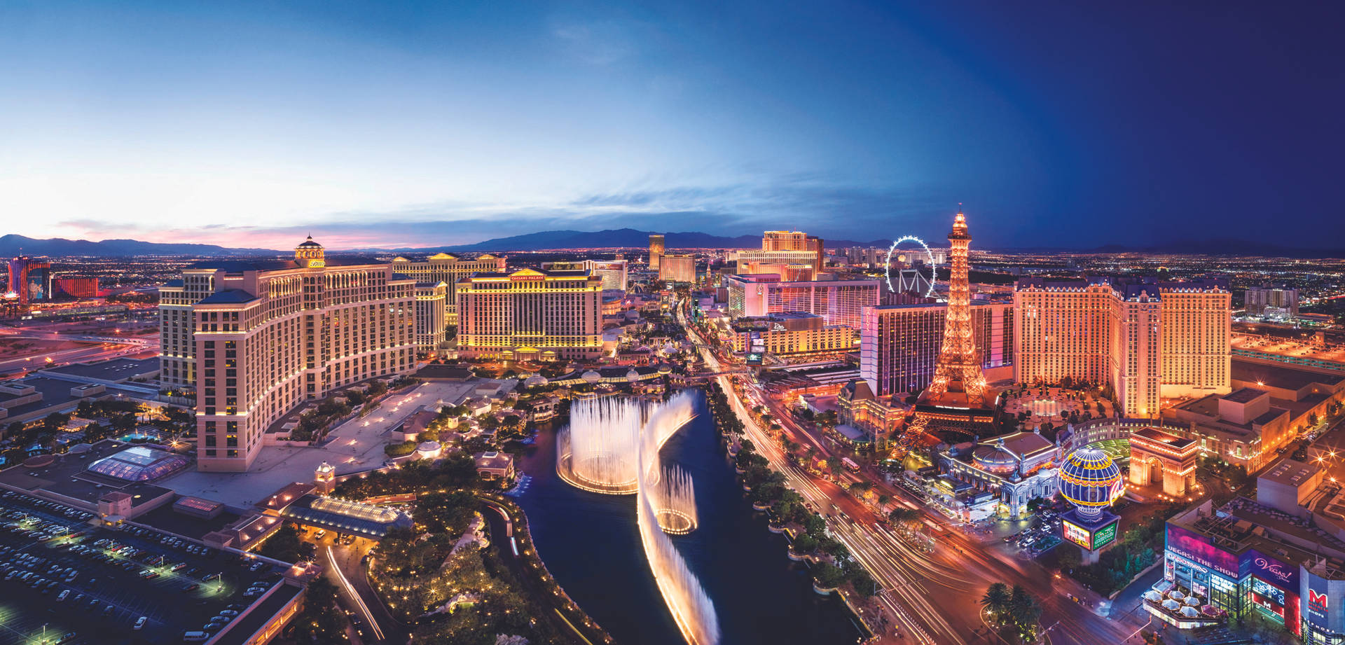 Las Vegas Strip Blue Sky Evening Wallpaper