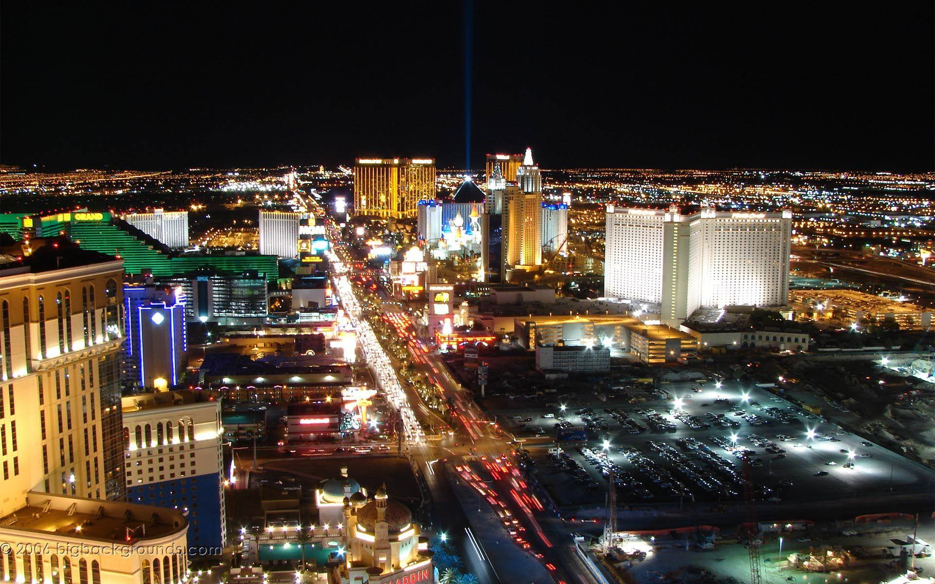 Las Vegas Strip Heavy Traffic Night Wallpaper