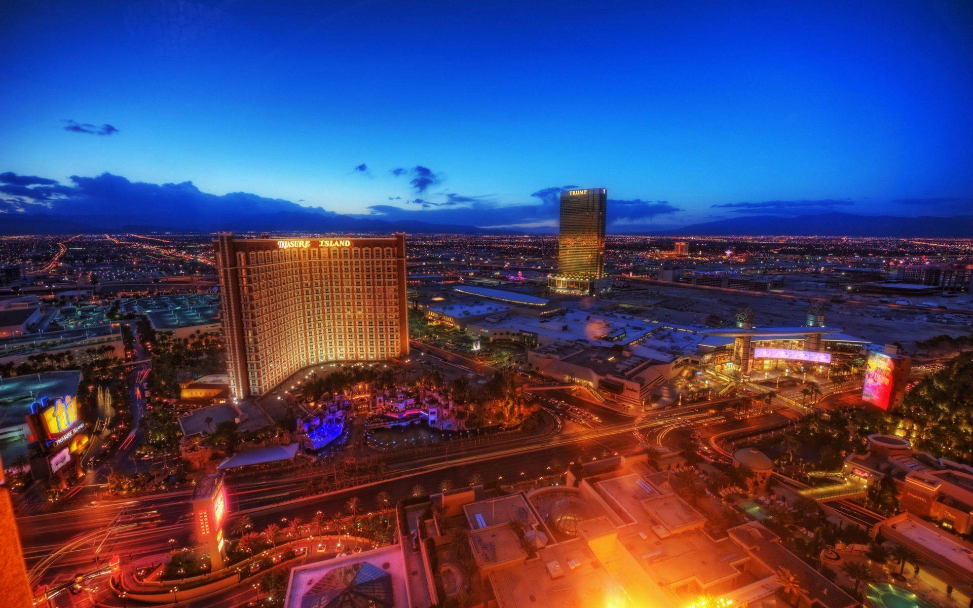 Las Vegas Strip Treasure Island Casino Wallpaper
