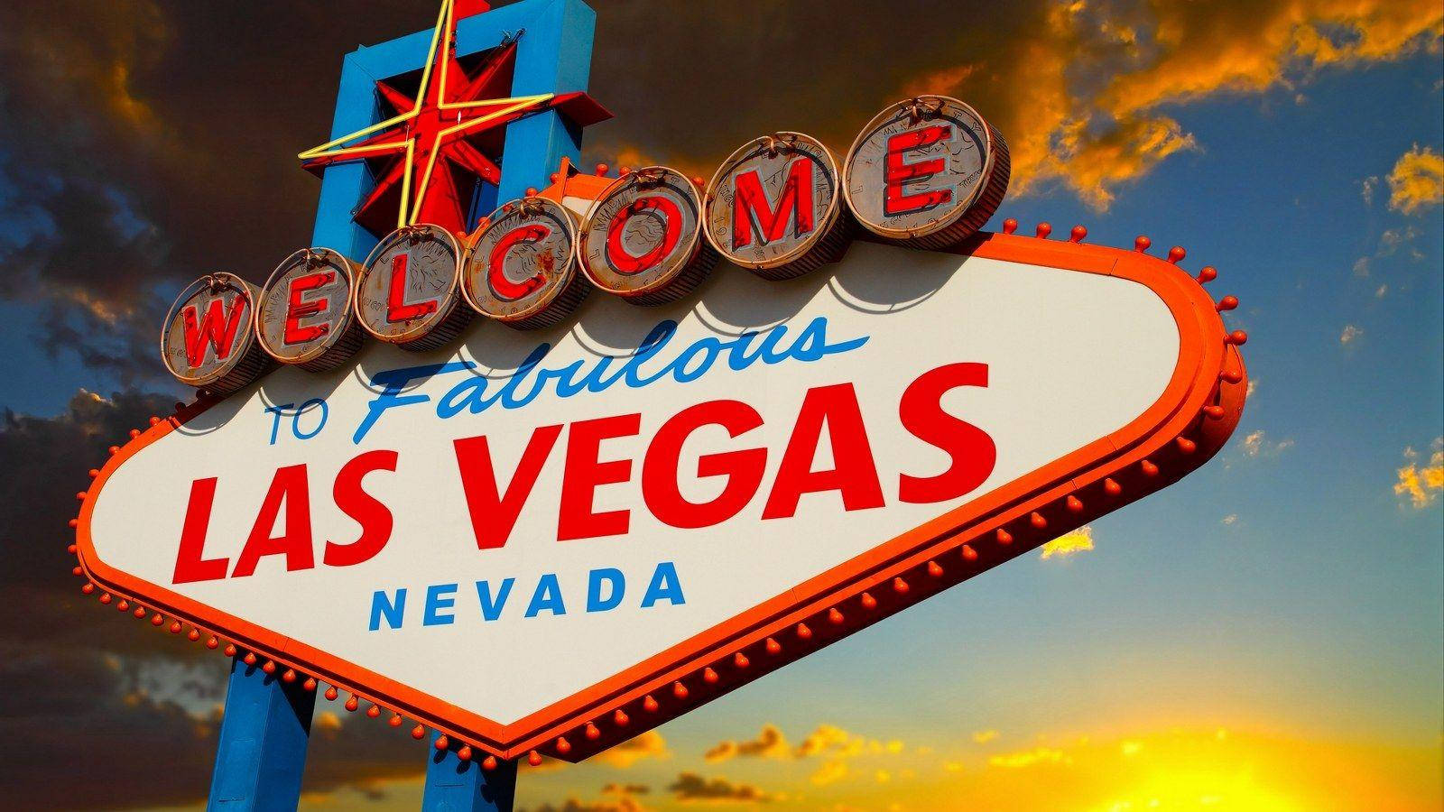 Las Vegas Strip Welcome Sign Sunset Wallpaper