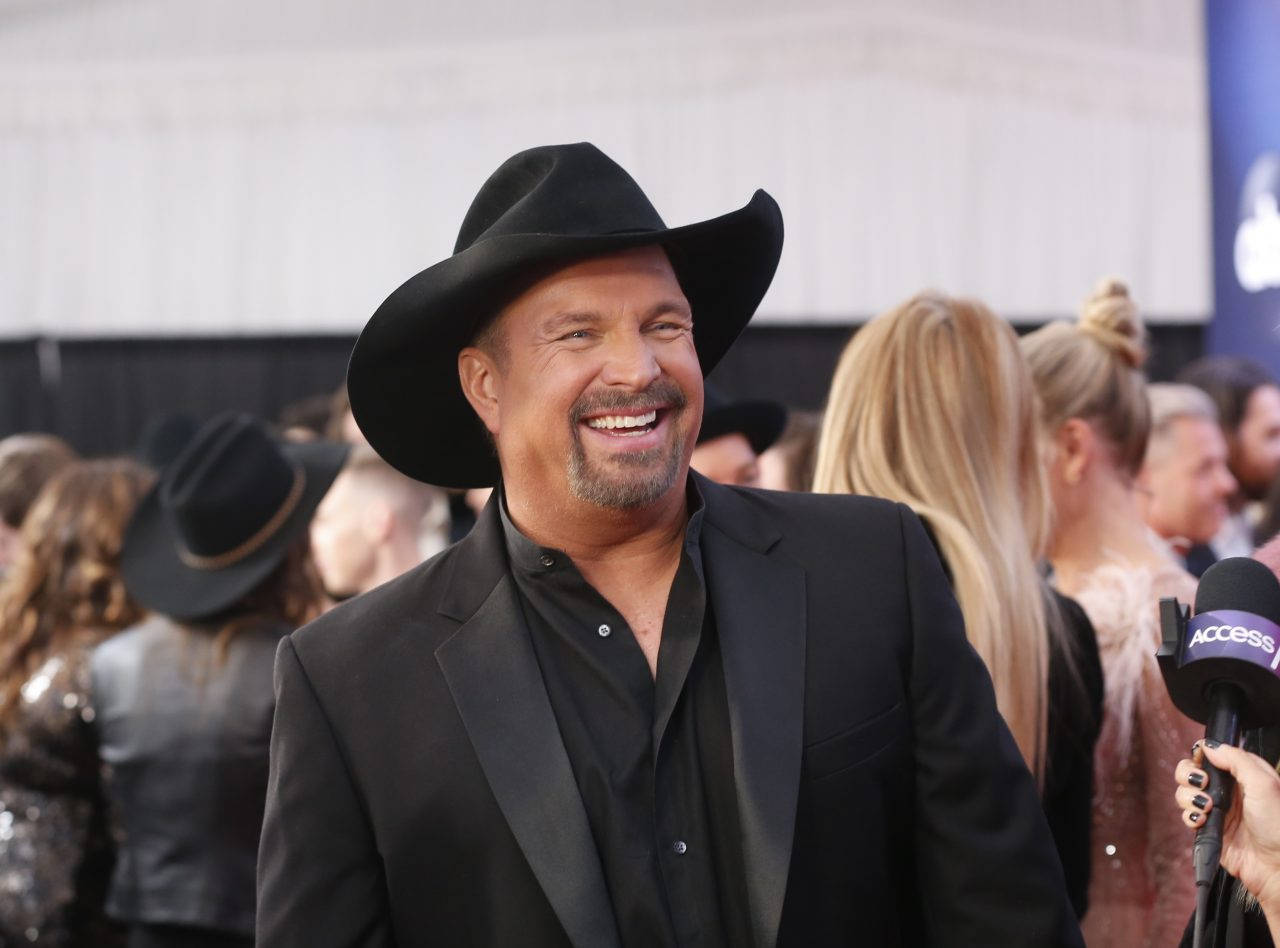 Laughing Garth Brooks Picture
