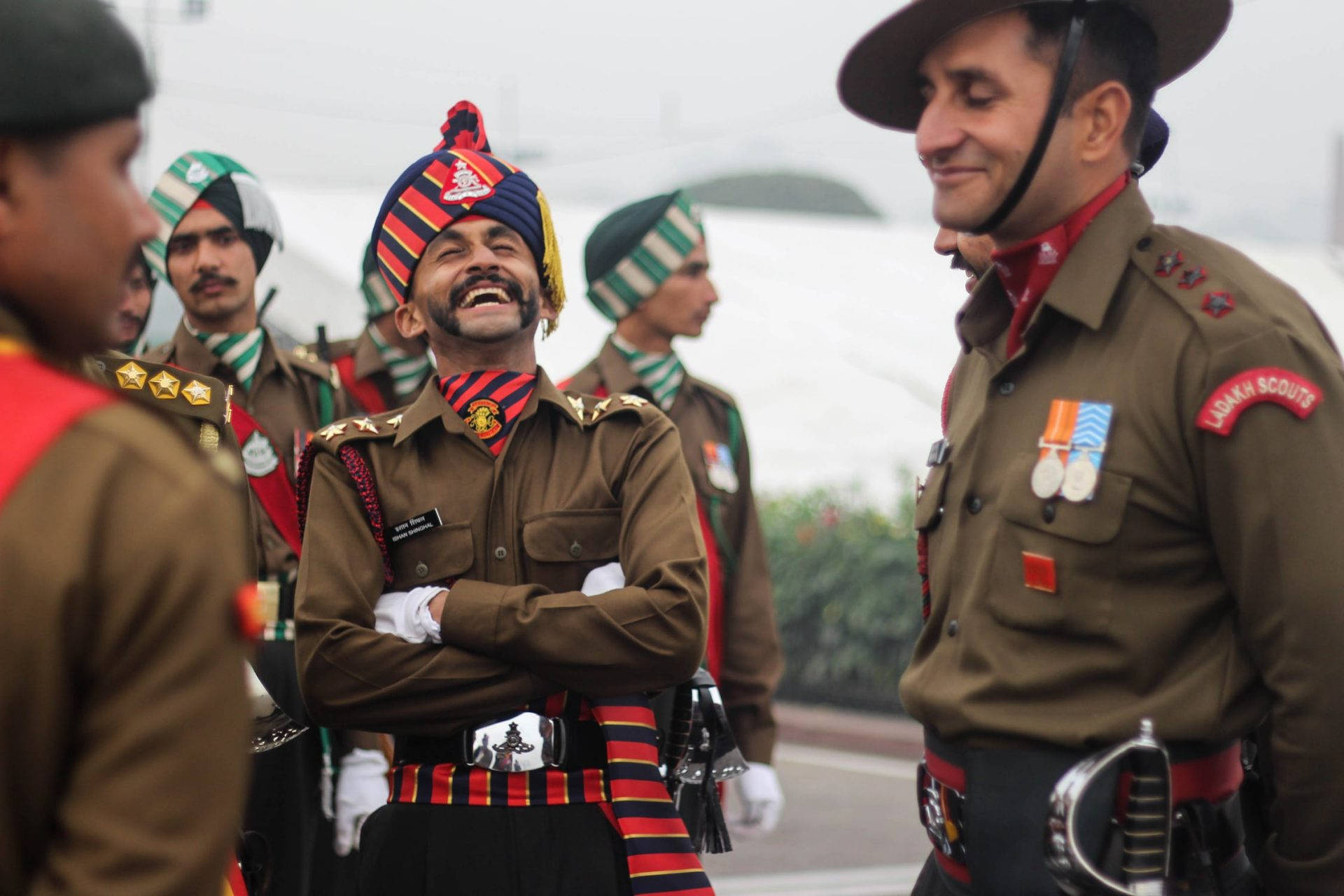 Laughing Indian Army Official Wallpaper
