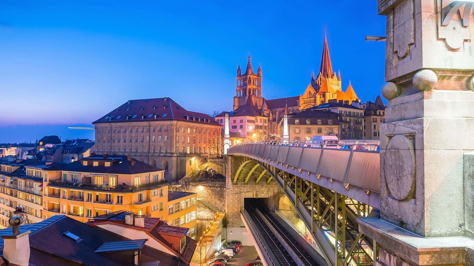 Lausanne Cityscapeat Dusk Wallpaper