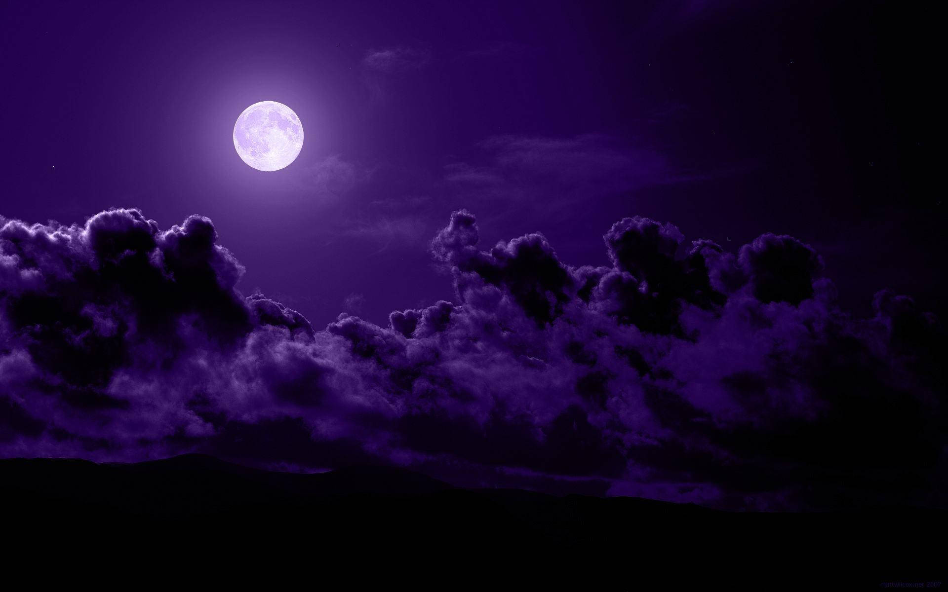 Lavendelglühender Mond Wallpaper