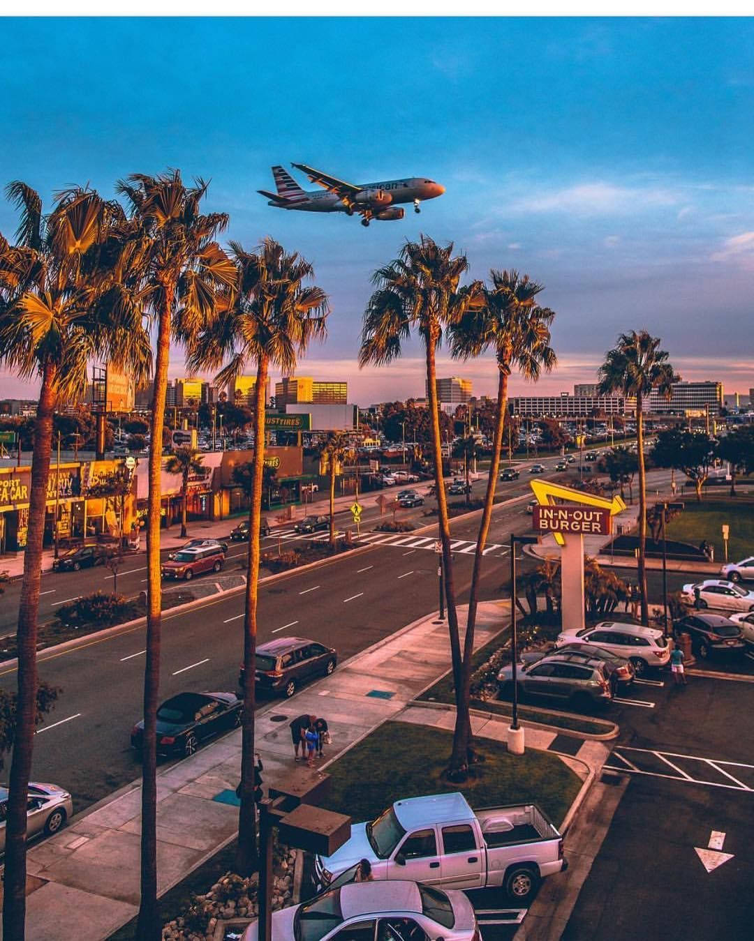 Sunset over Los Angeles International Airport (LAX) Wallpaper
