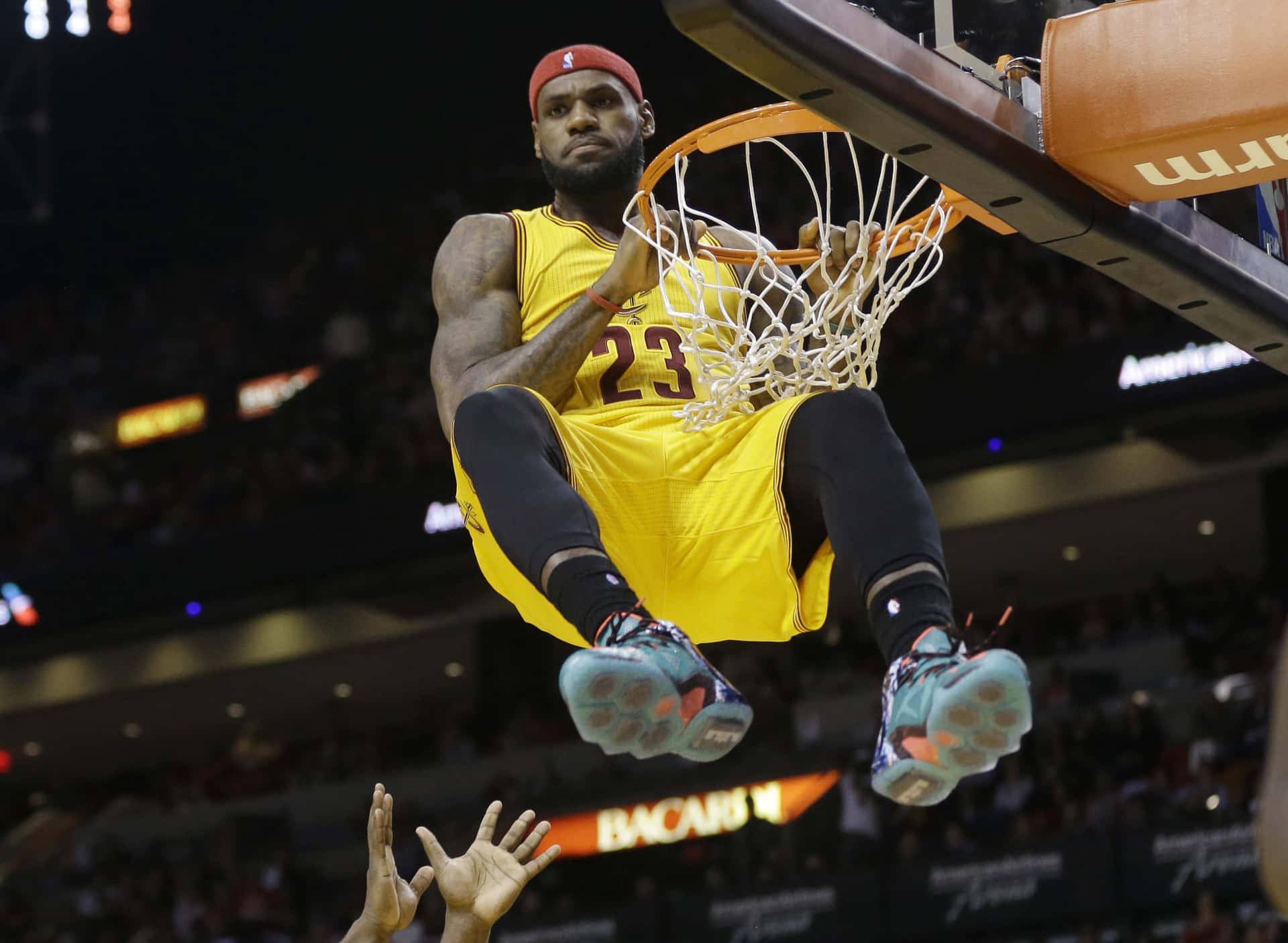 Le Bron_ Slam_ Dunk_ Action_ Shot Wallpaper